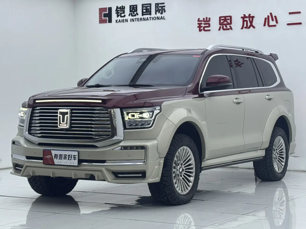 Tank 500  из Китая