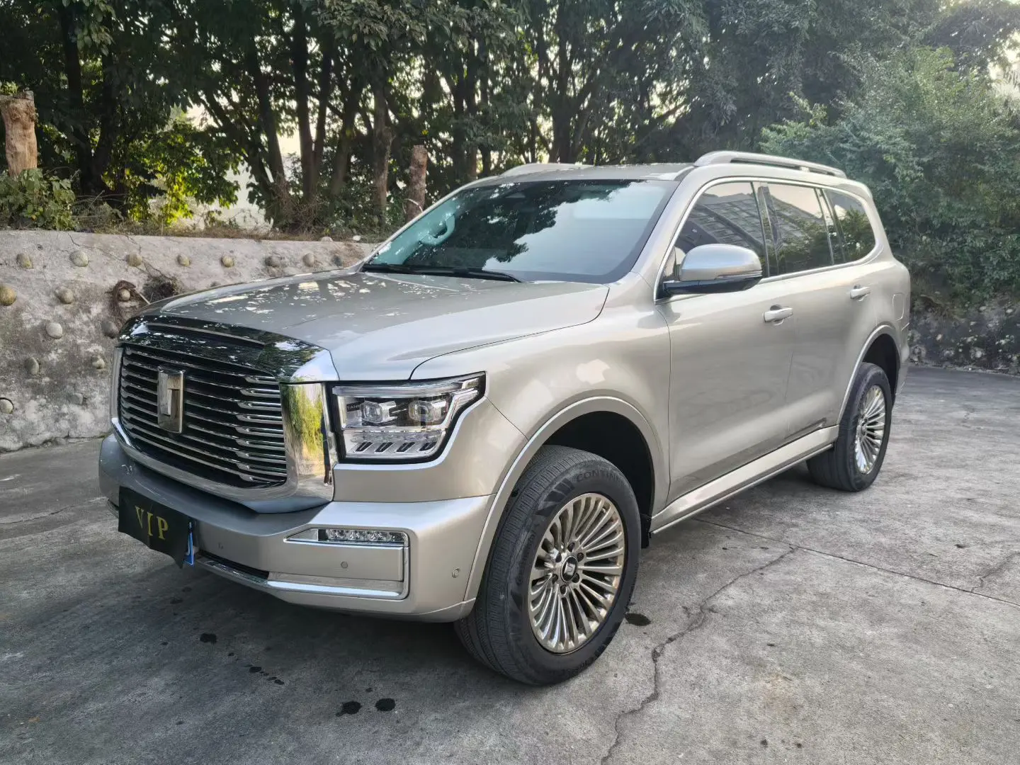 Tank 500  из Китая