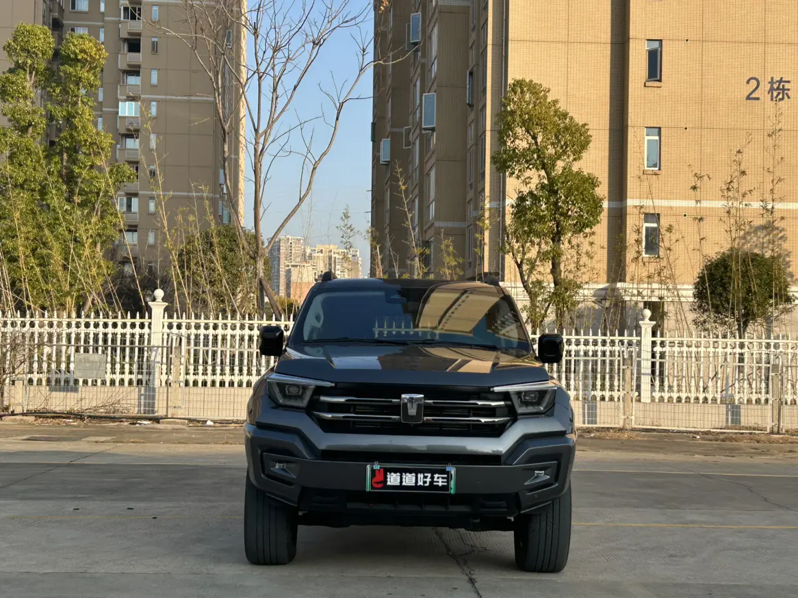 Tank 400 Hi4-T  из Китая