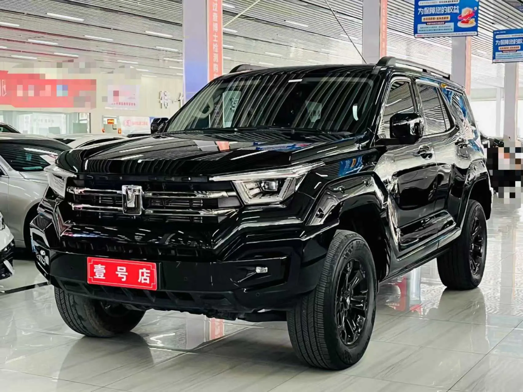 Tank 400 Hi4-T  из Китая