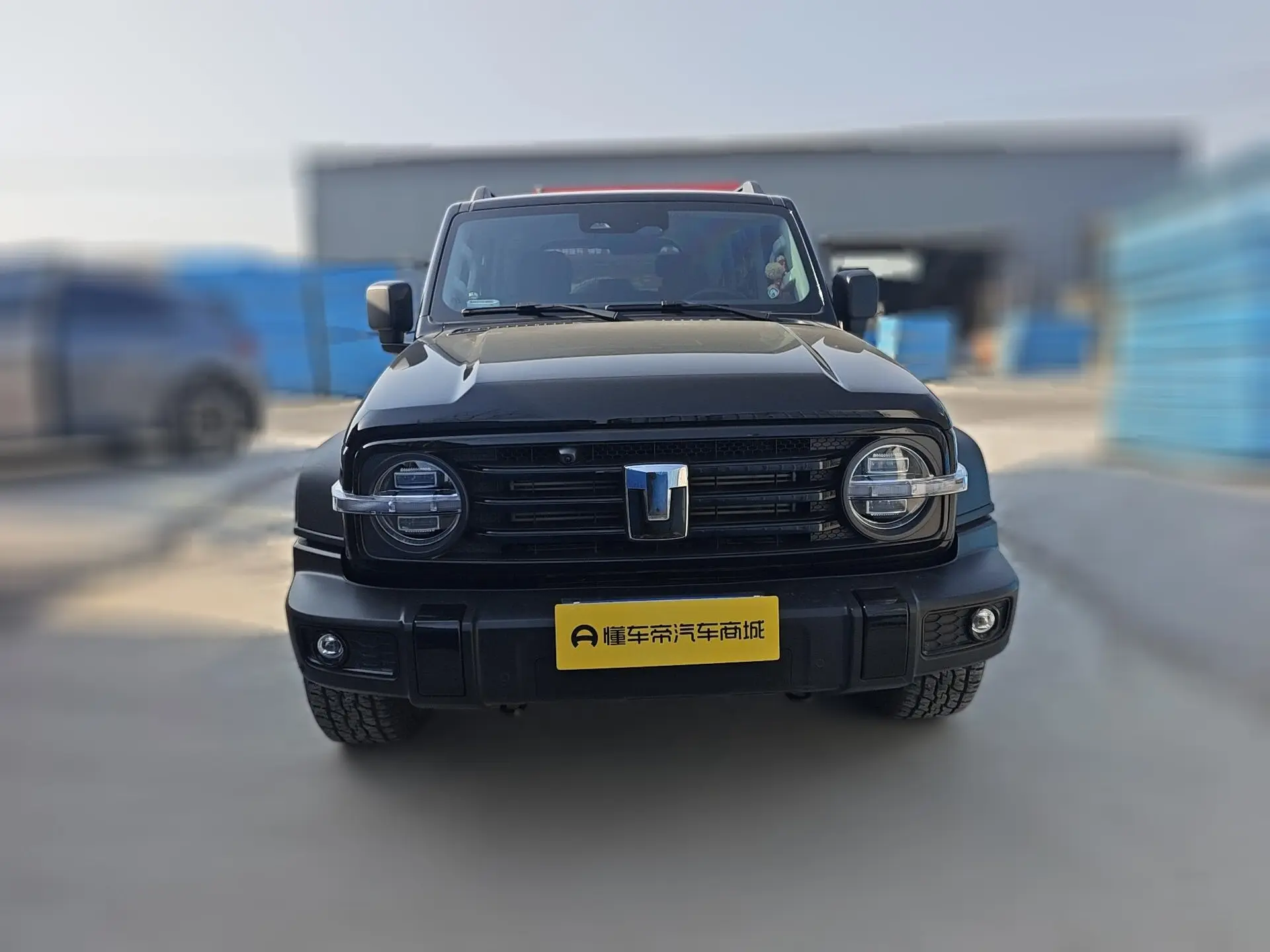 Tank 300  из Китая