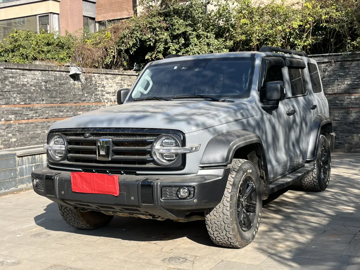 Tank 300  из Китая