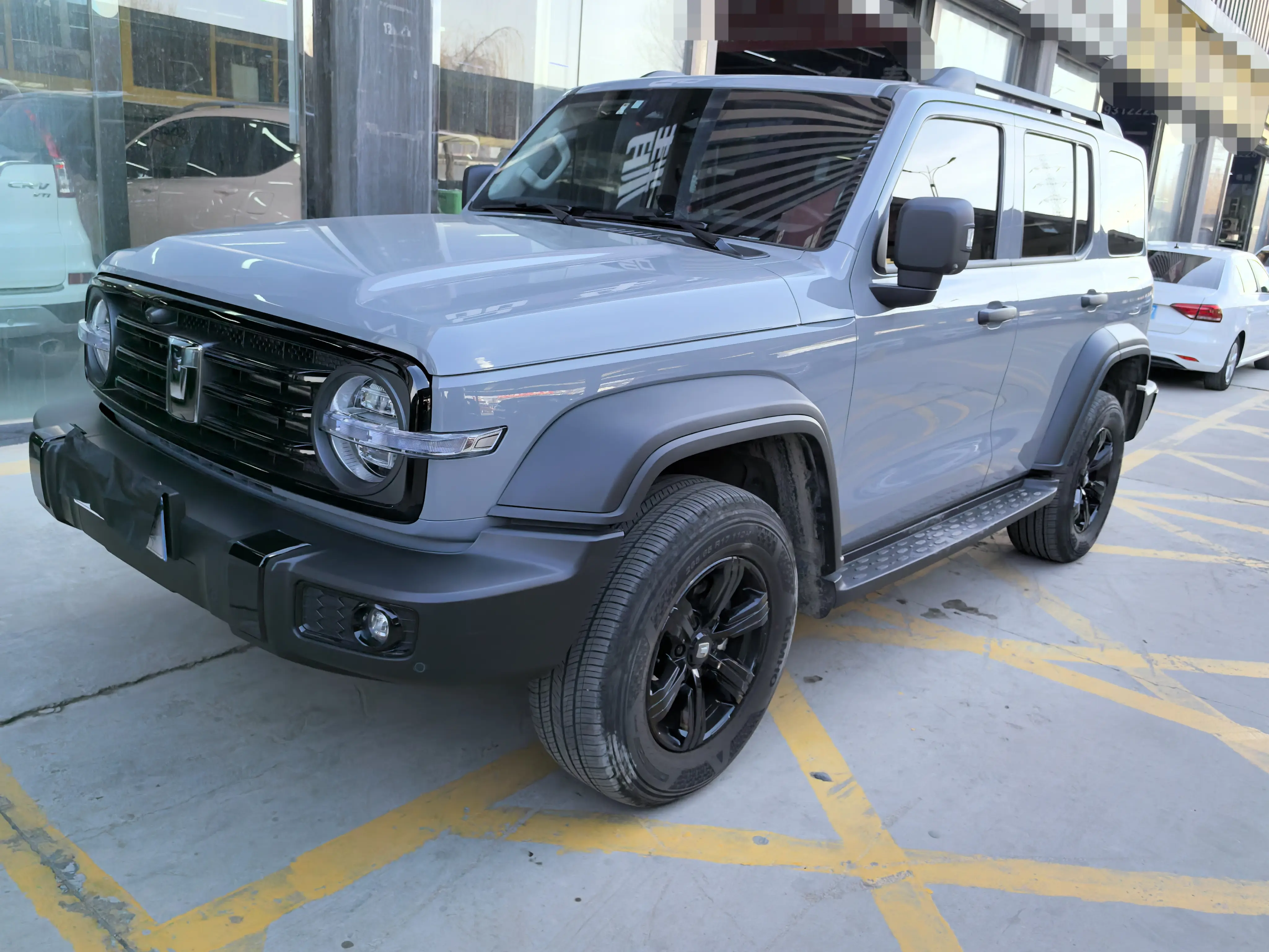 Tank 300  из Китая