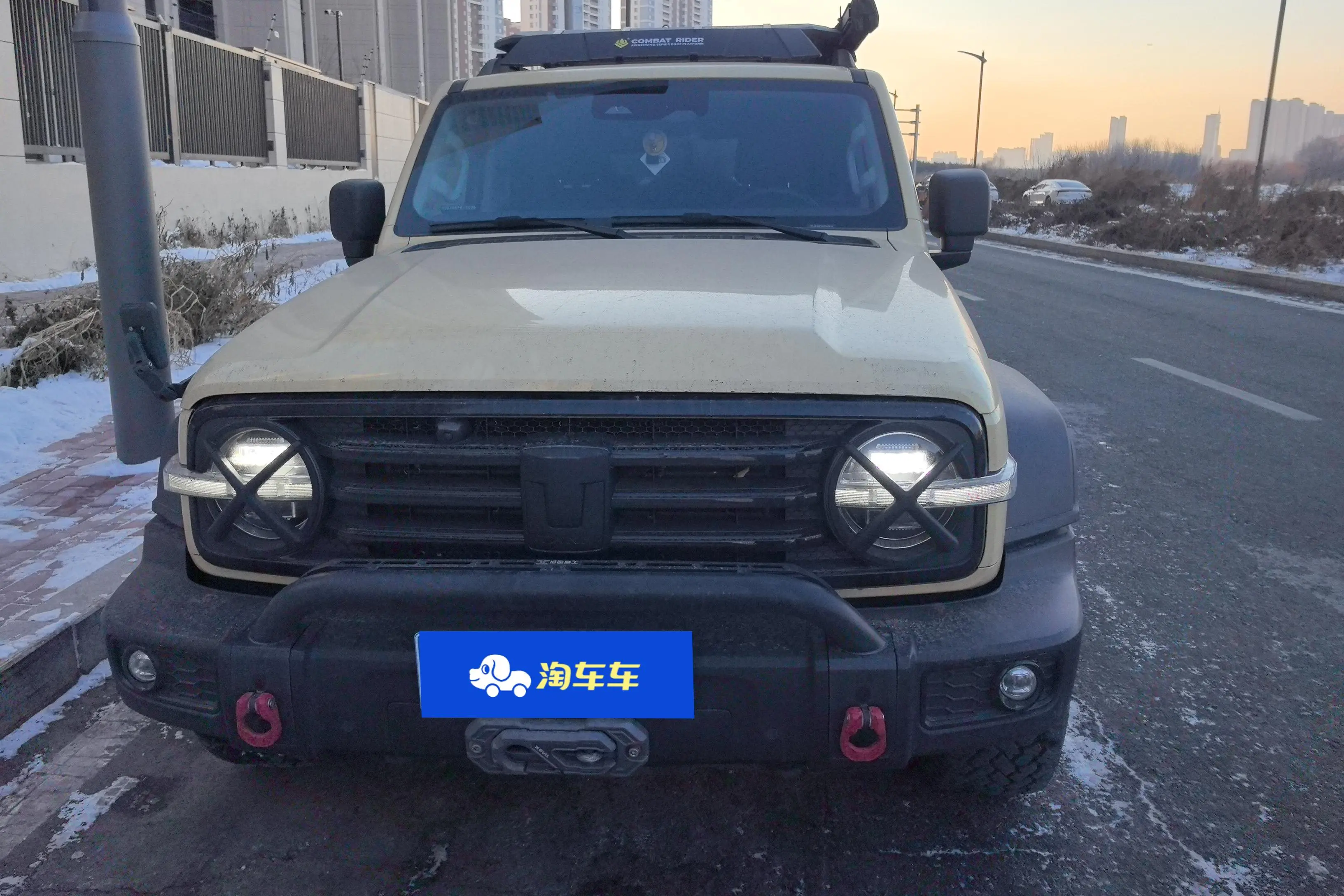 Tank 300  из Китая