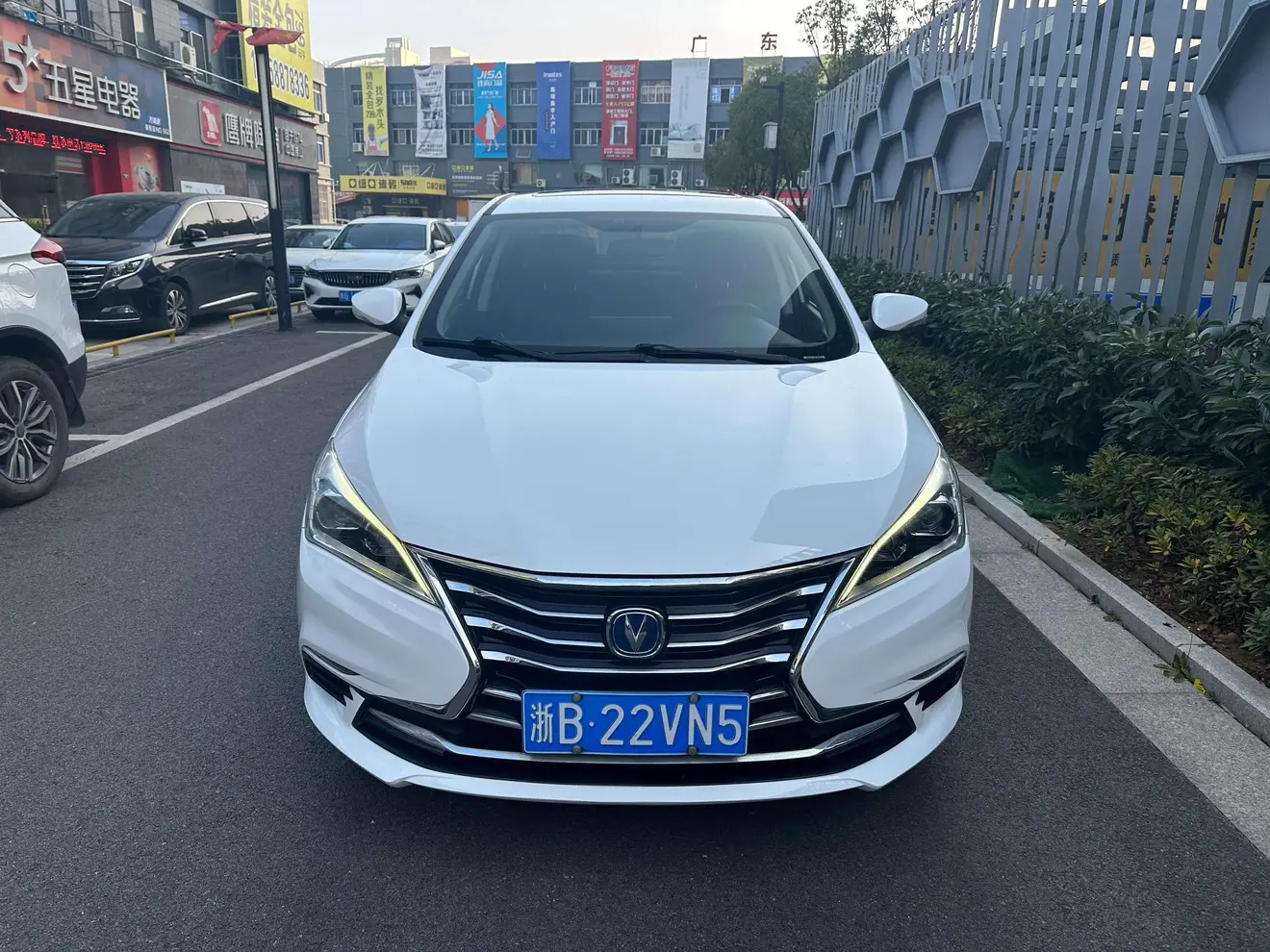 Changan Eado DT  из Китая
