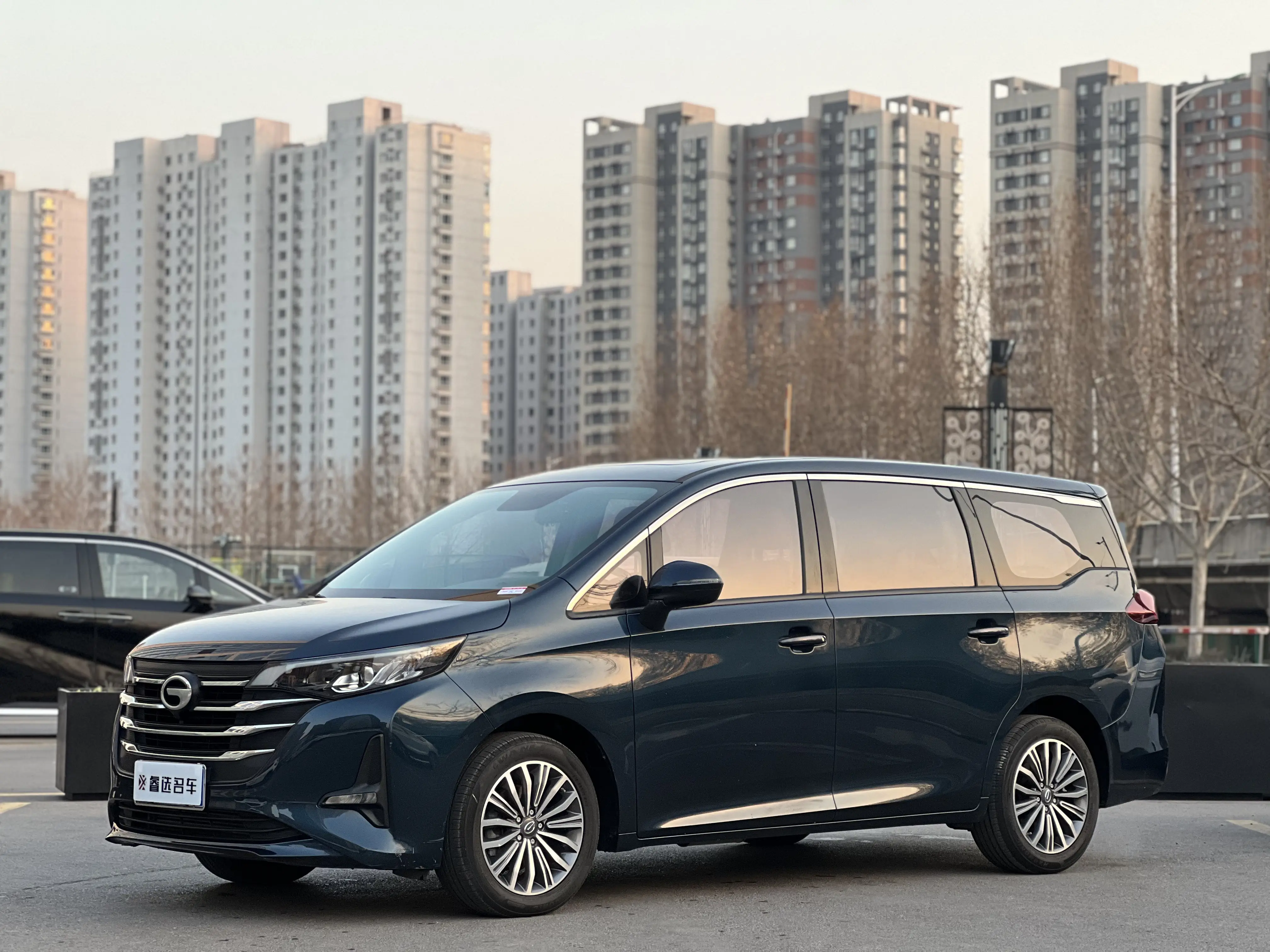 GAC Trumpchi M6  из Китая