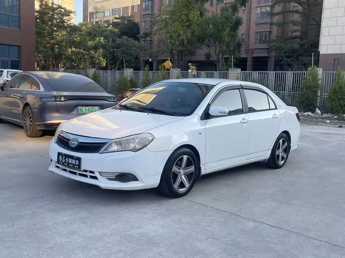 BYD F3  из Китая