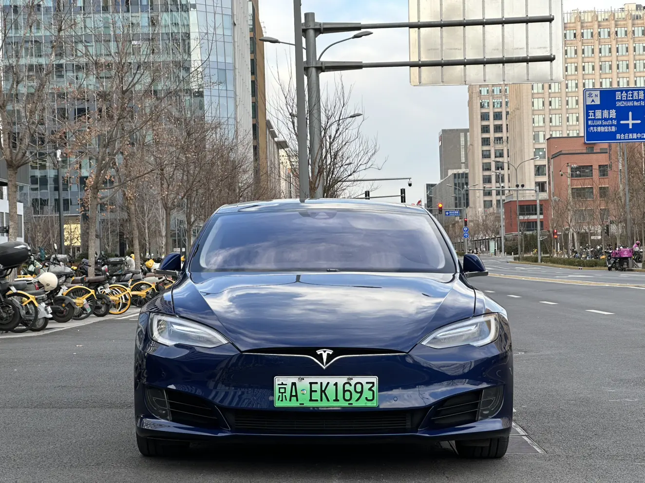 Tesla Model S  из Китая