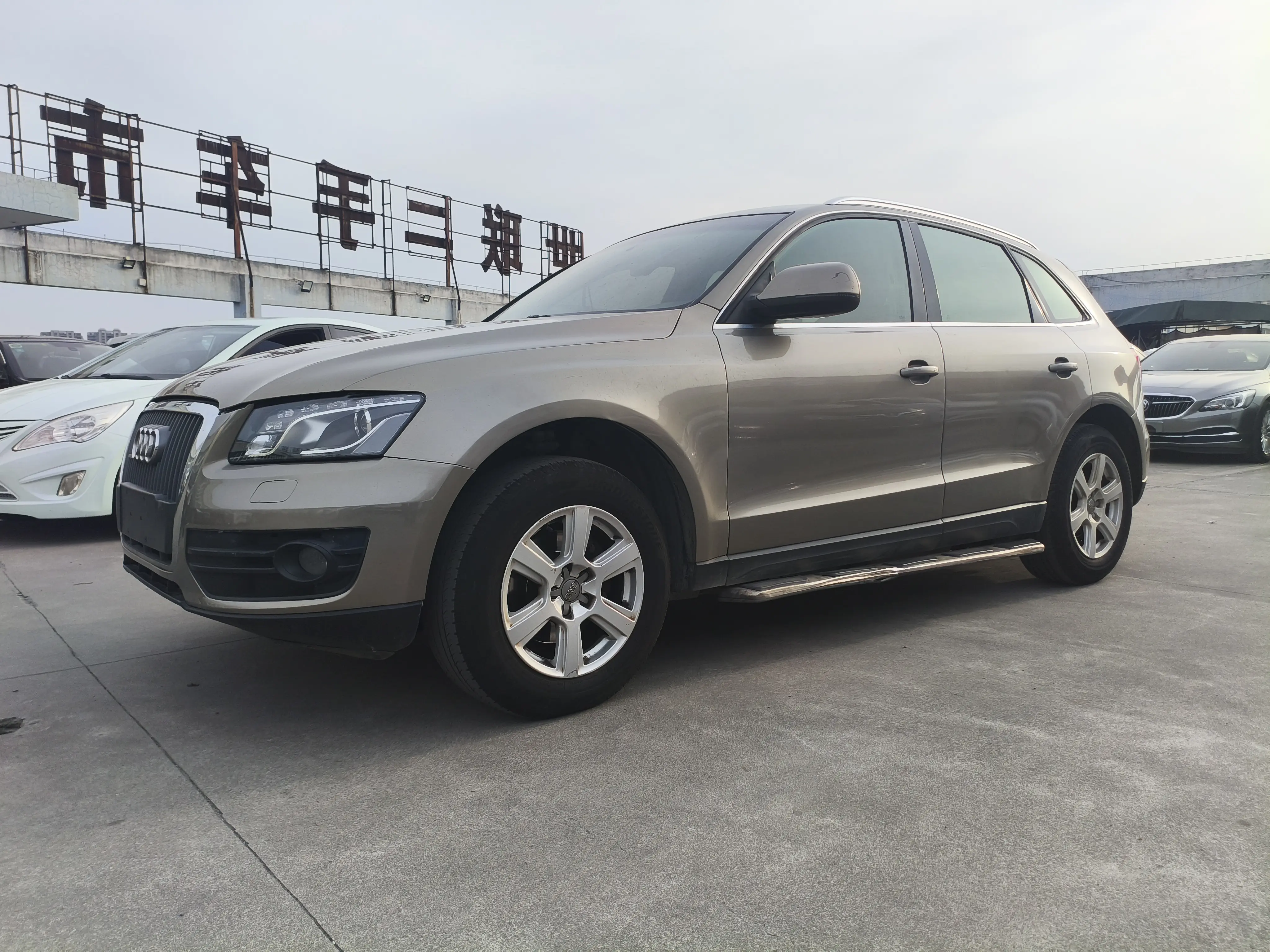 Audi Q5  из Китая
