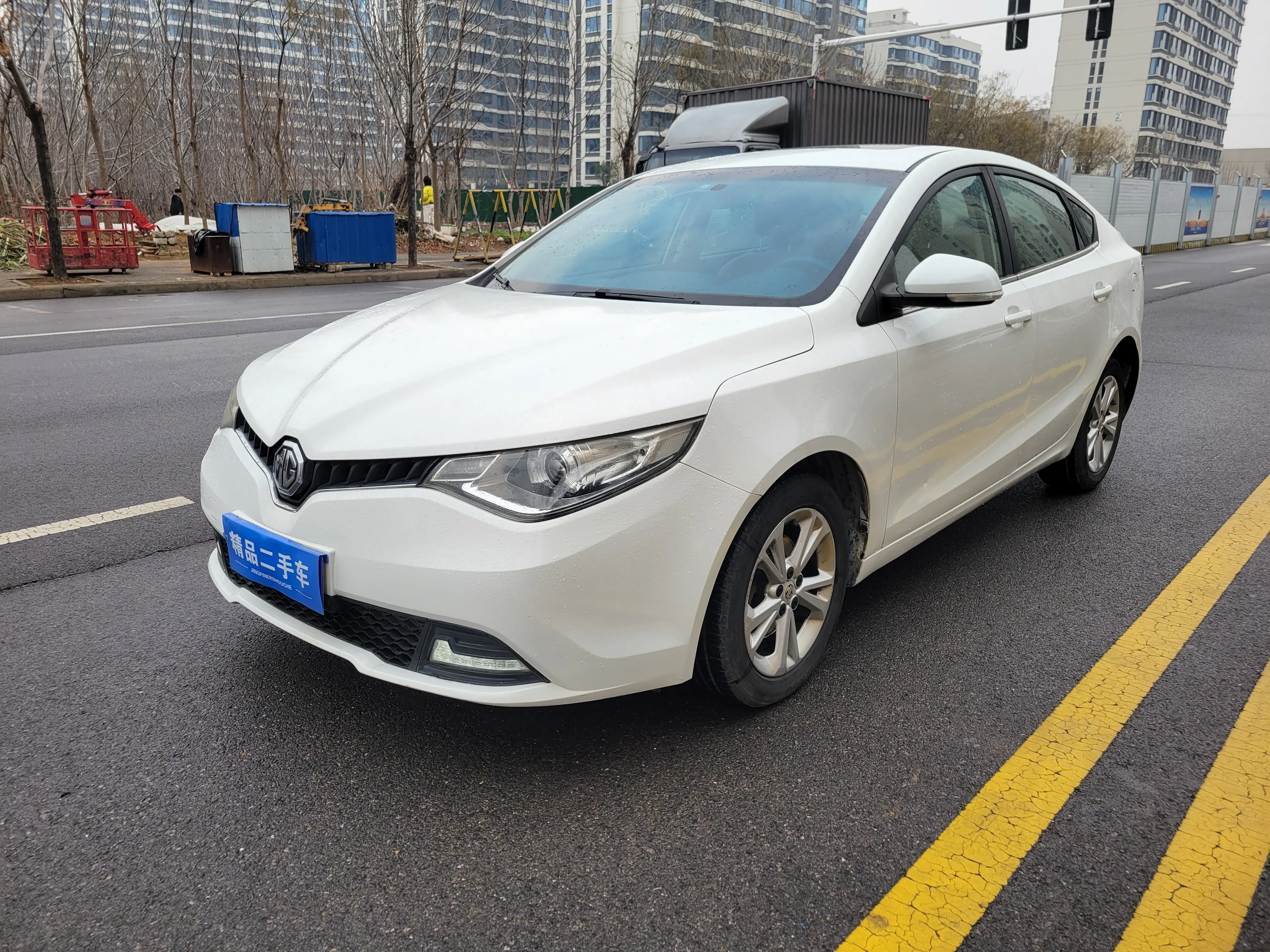 MG Ruixing  из Китая