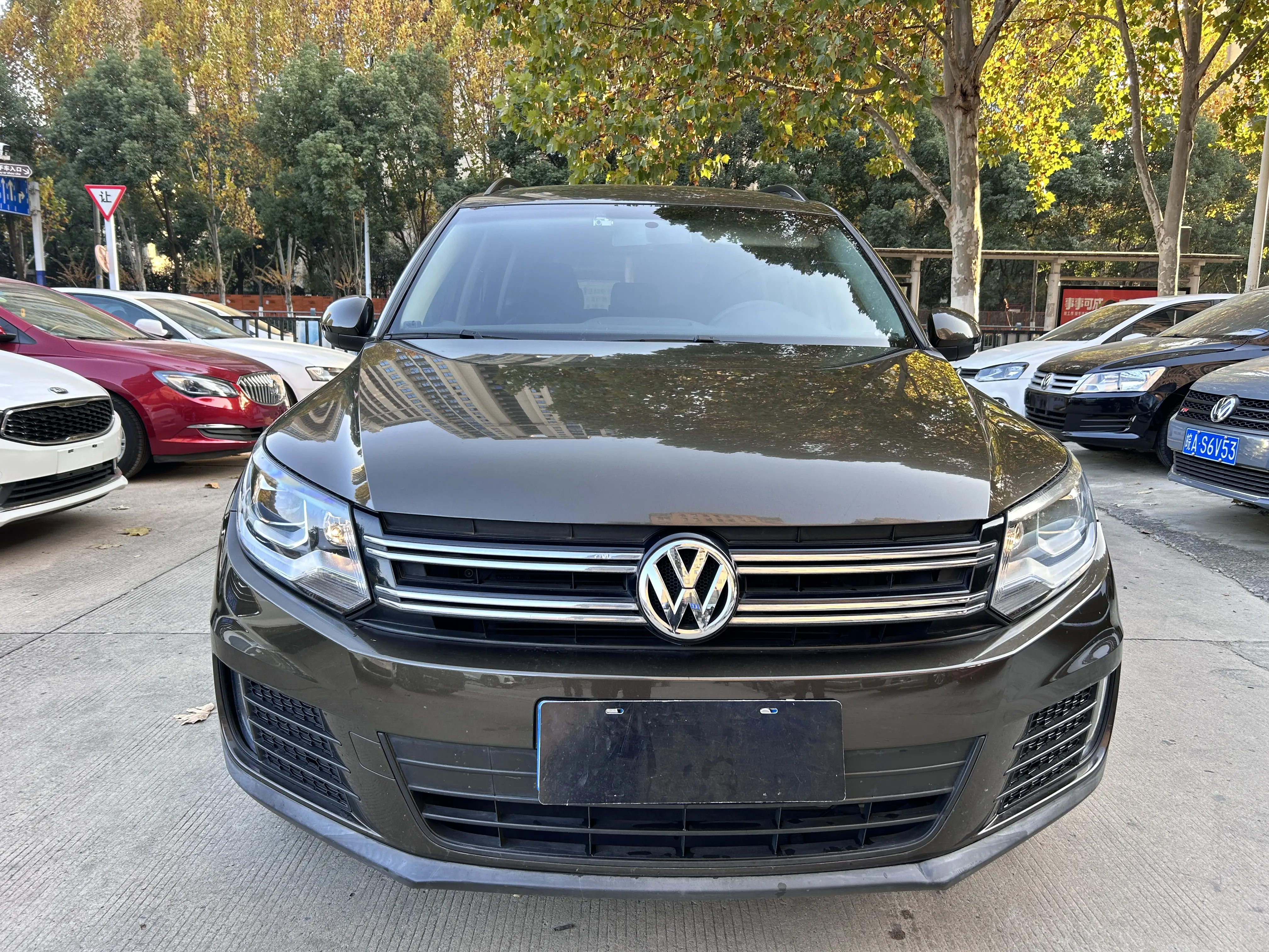 Volkswagen Tiguan  из Китая