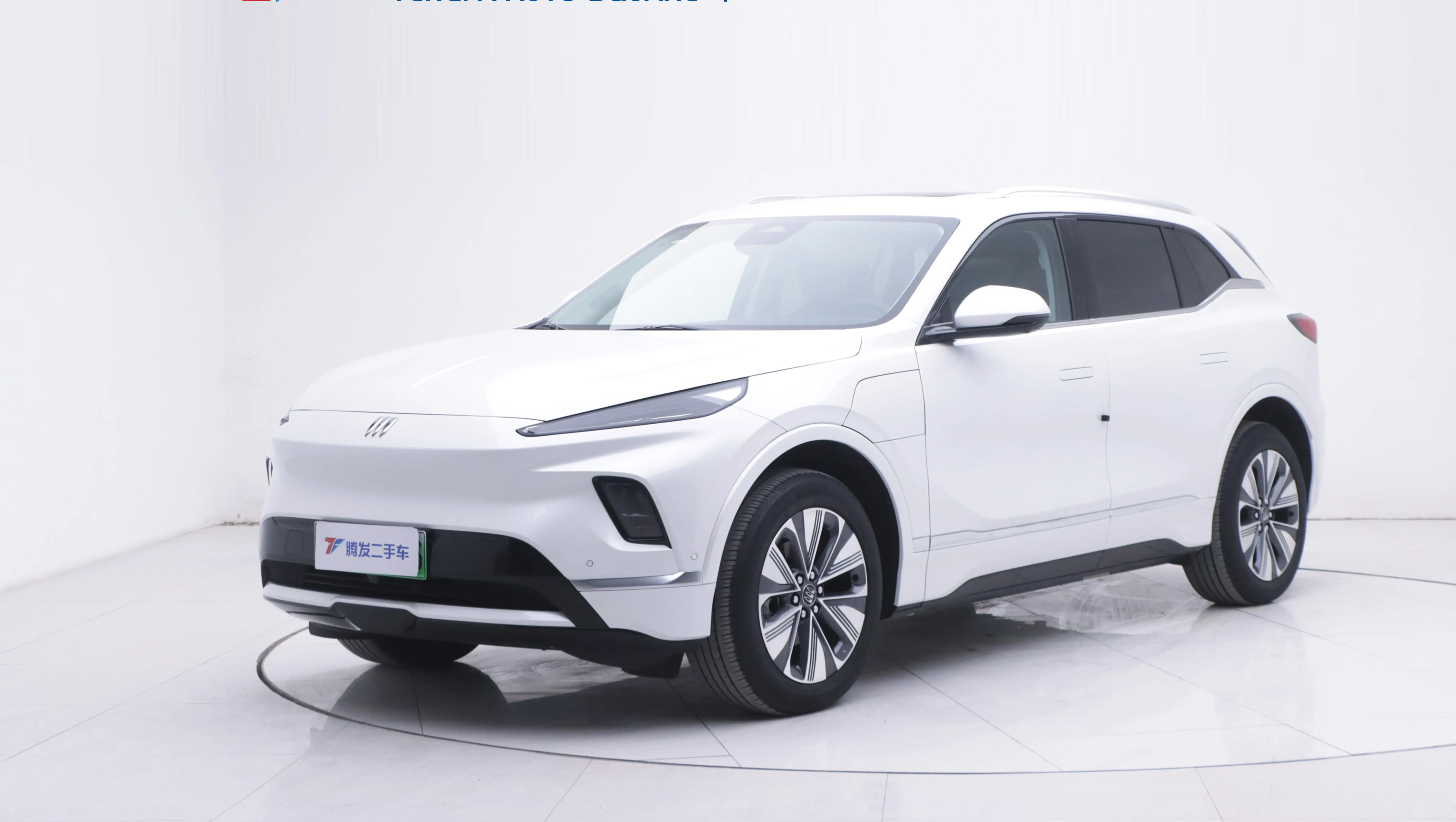 Buick E5  из Китая