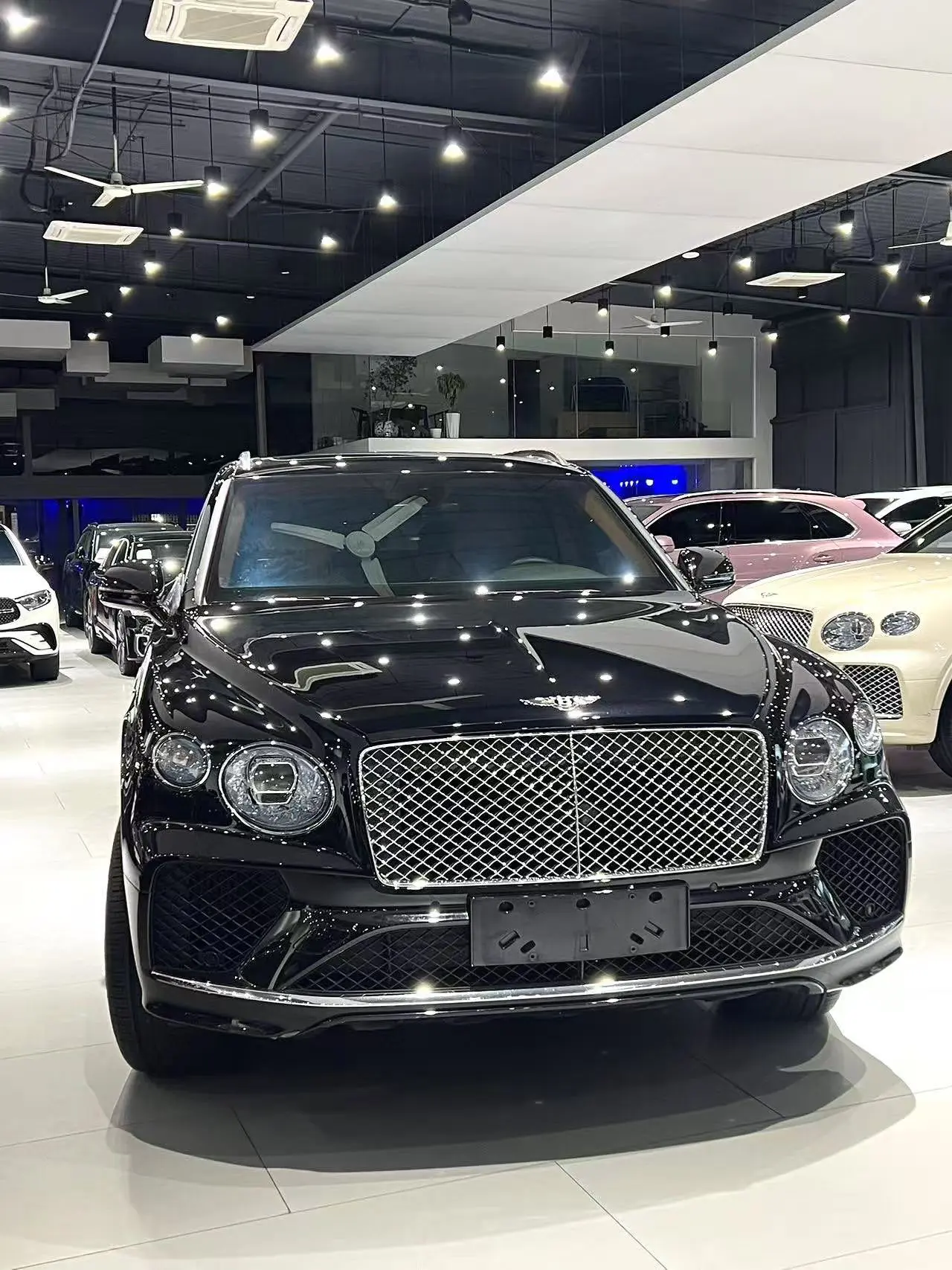 Bentley Bentayga  из Китая