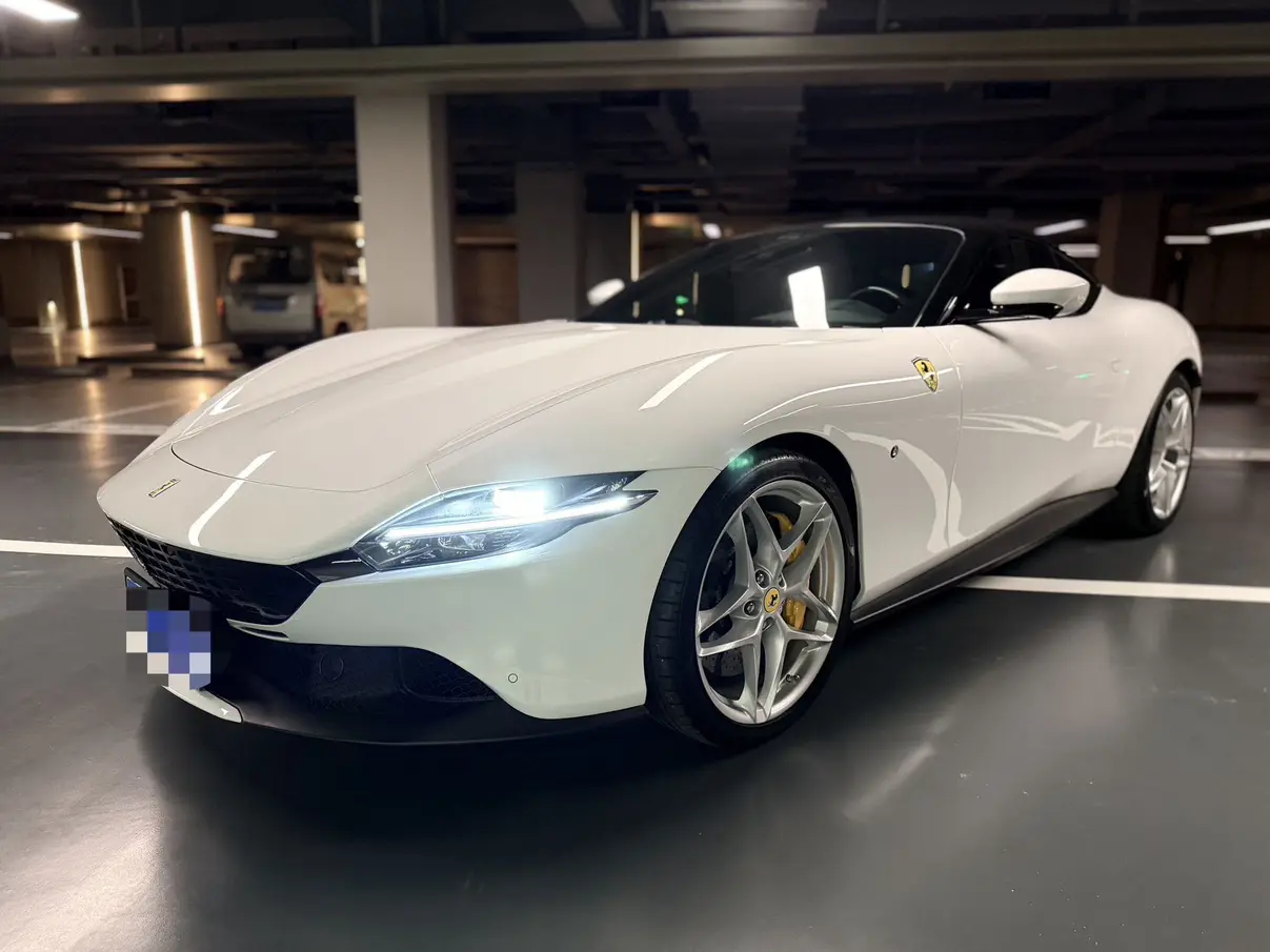 Ferrari Roma  из Китая