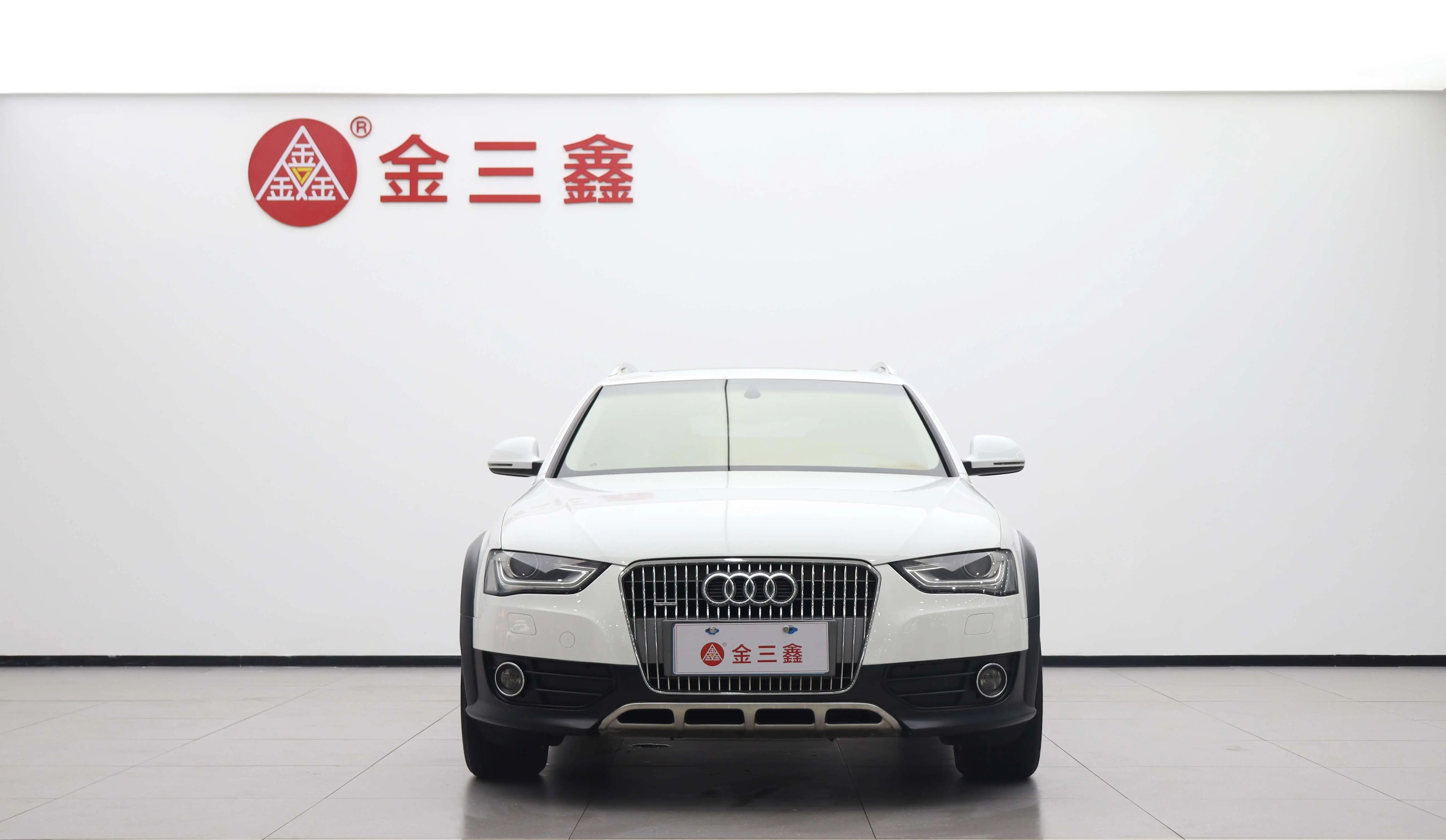 Audi A4  из Китая