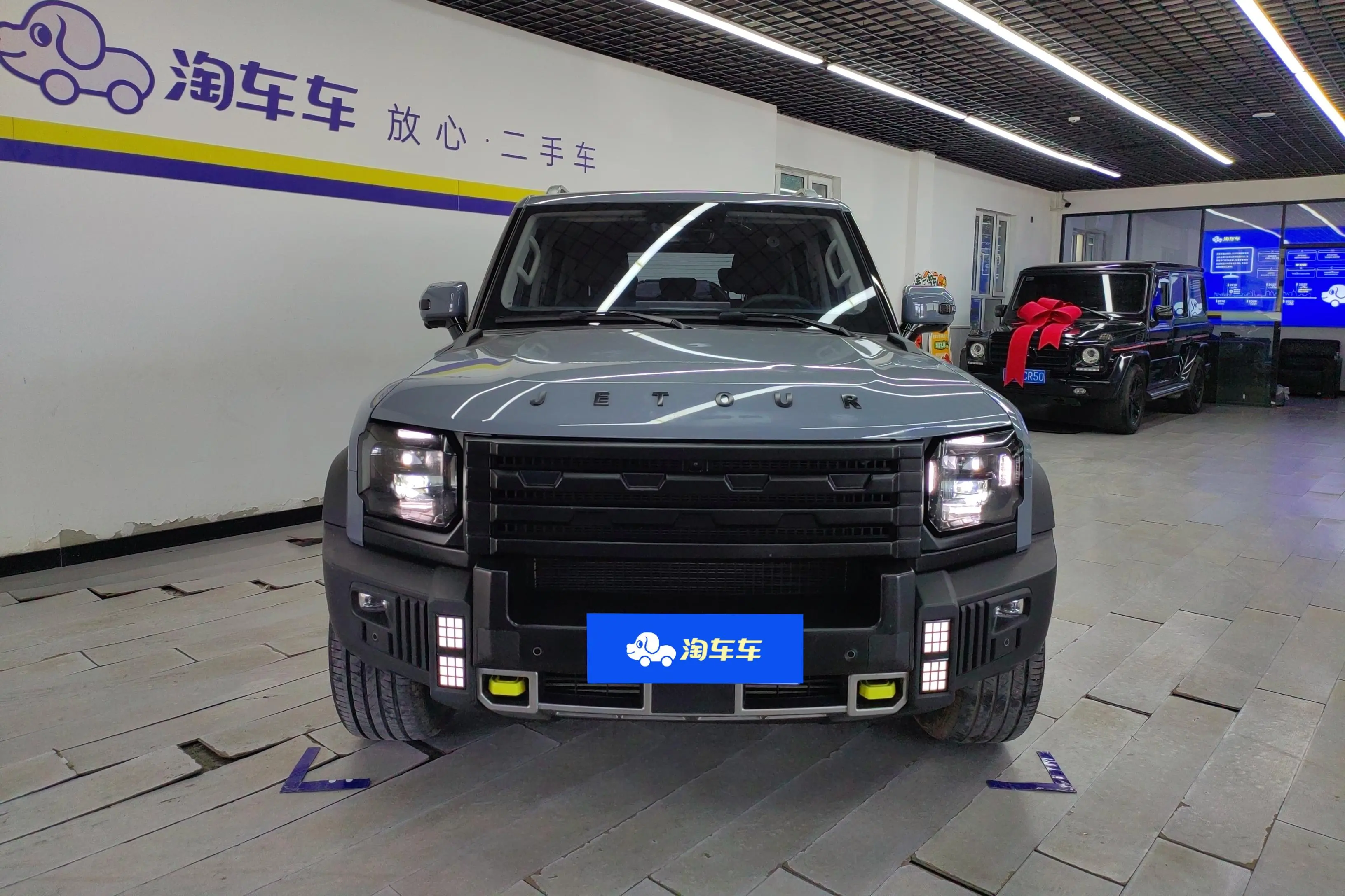 Jetour Jet Traveler  из Китая