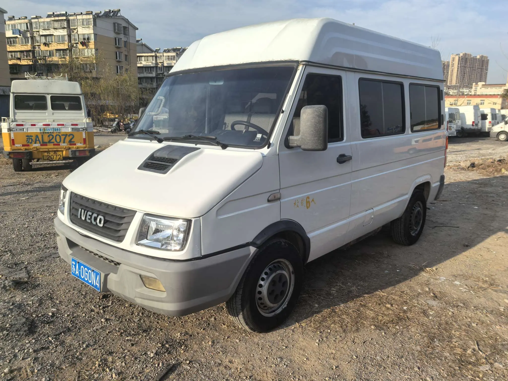 Iveco proud  из Китая