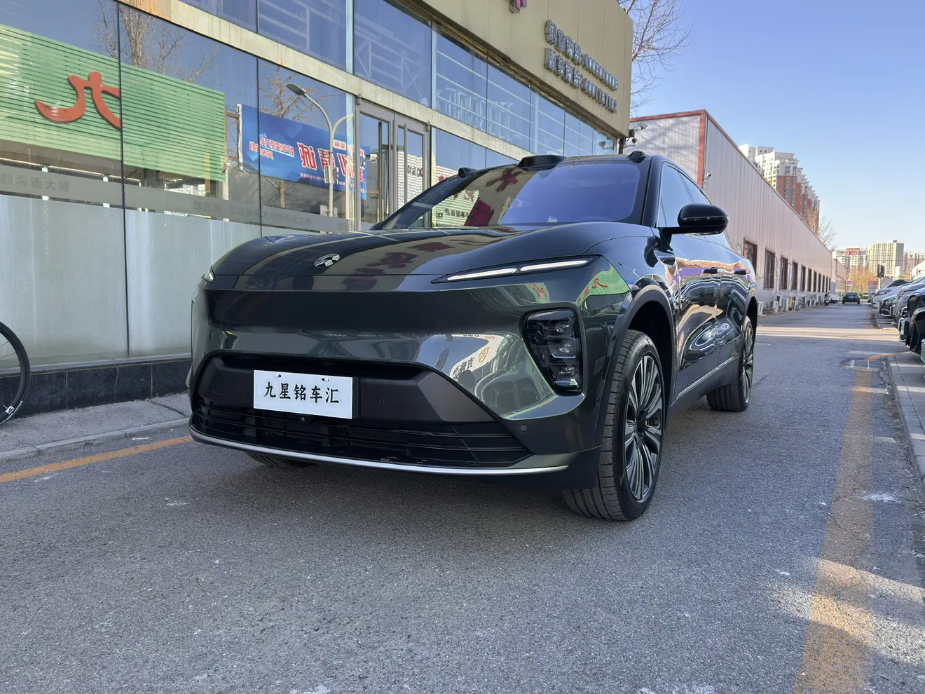 NIO ES8  из Китая