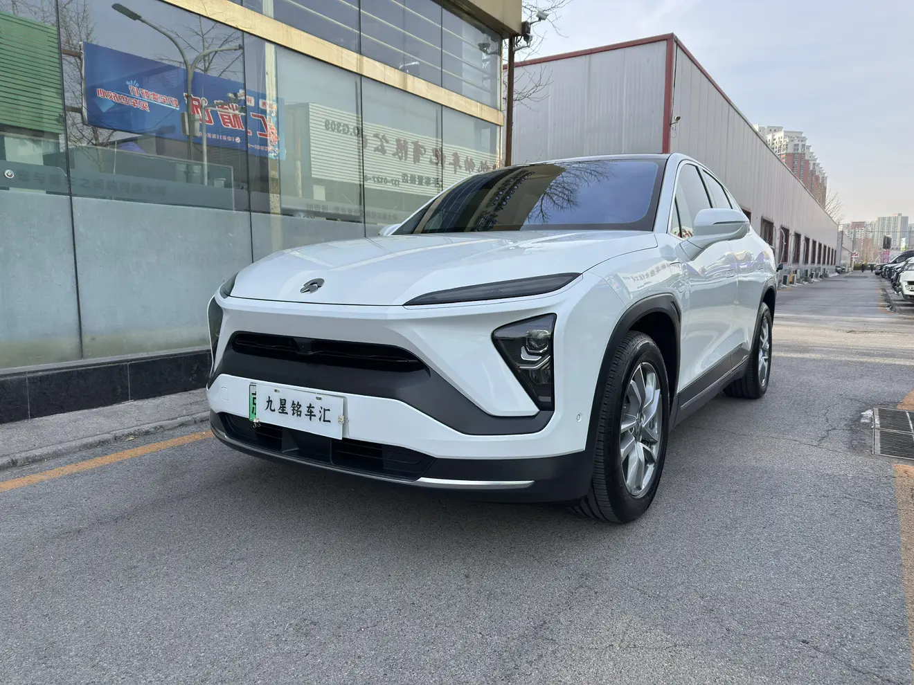 NIO EC6  из Китая