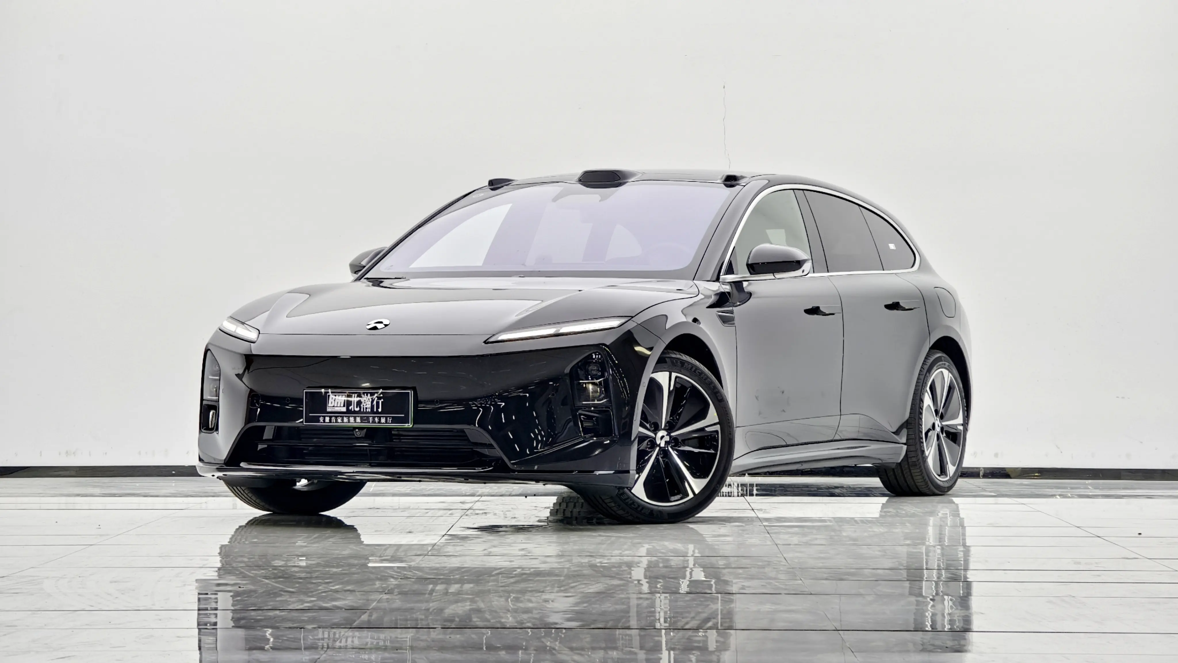 NIO ET5T  из Китая