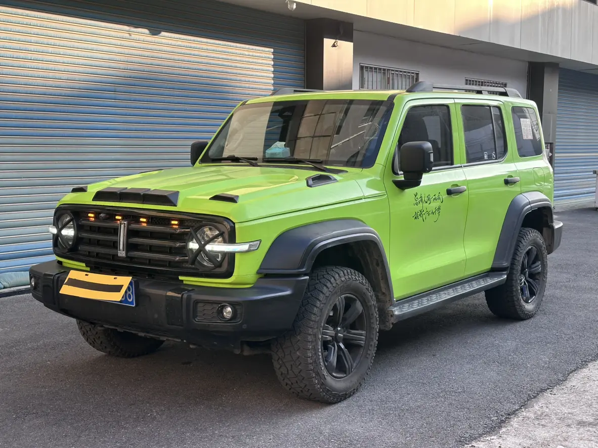 Tank 300  из Китая