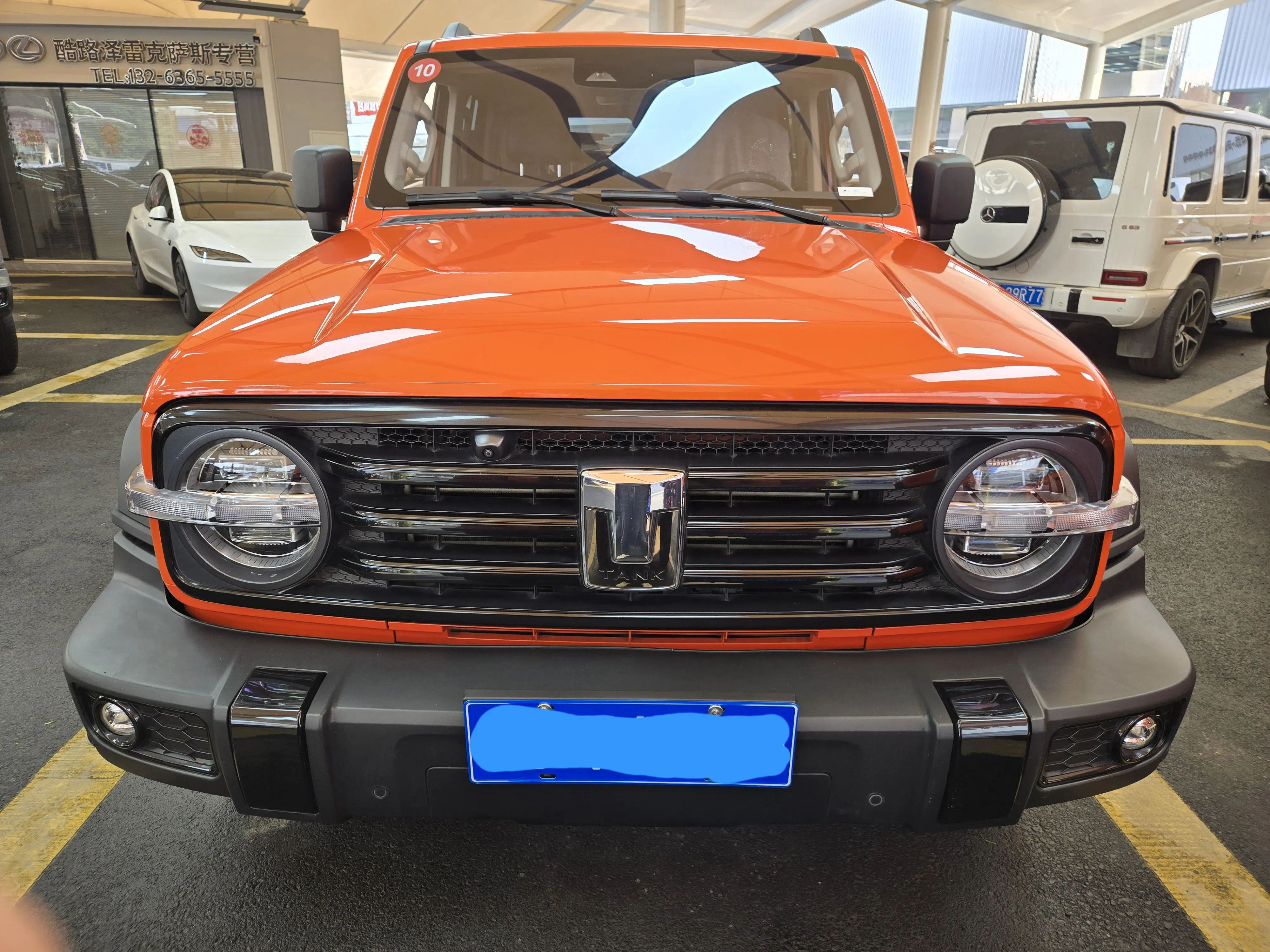 Tank 300  из Китая