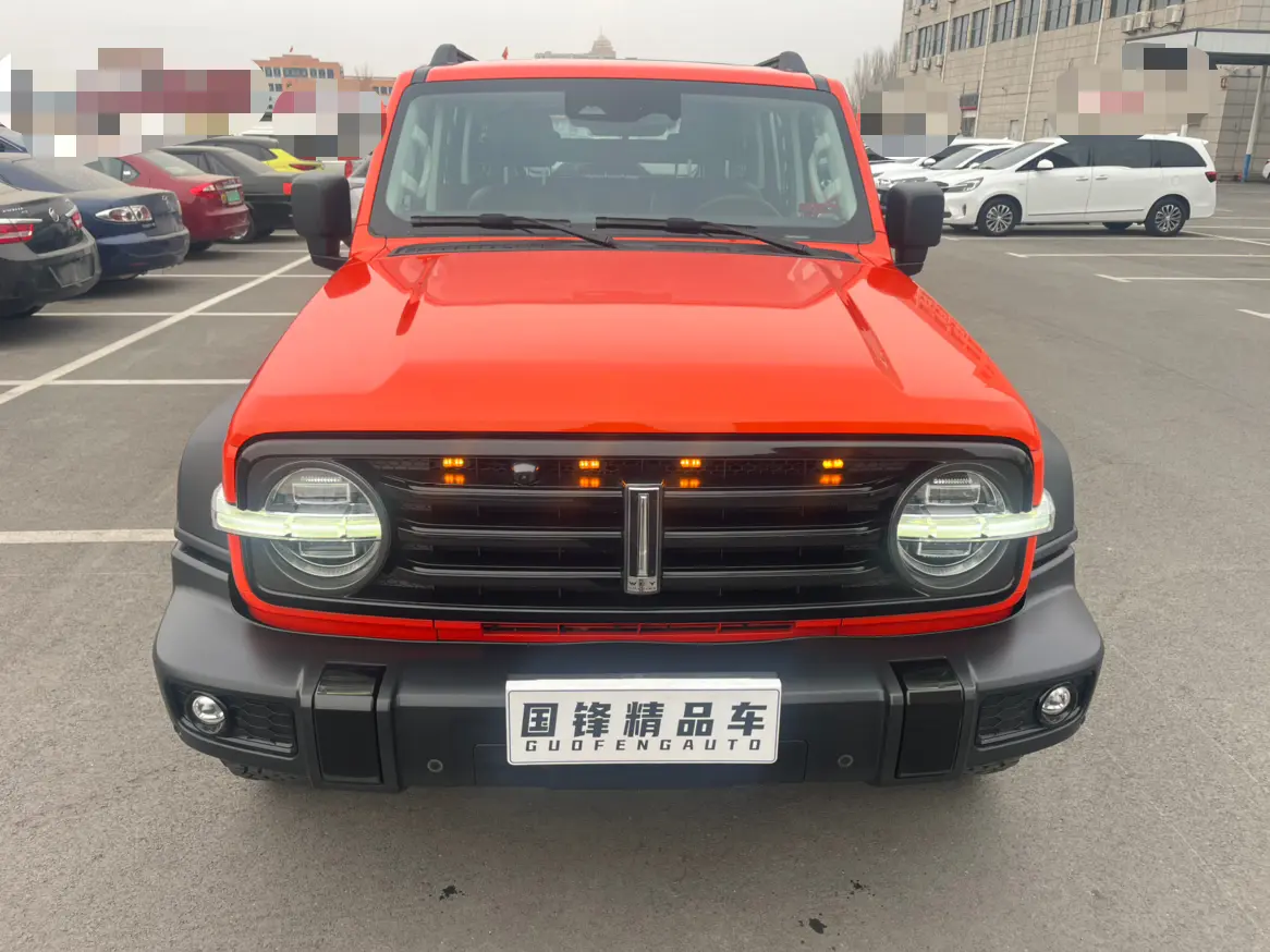 Tank 300  из Китая