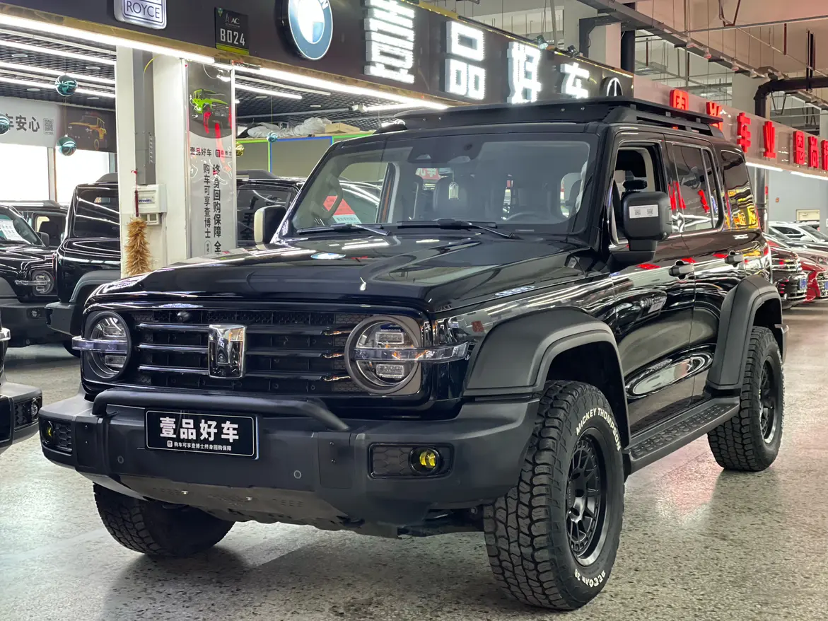 Tank 300  из Китая