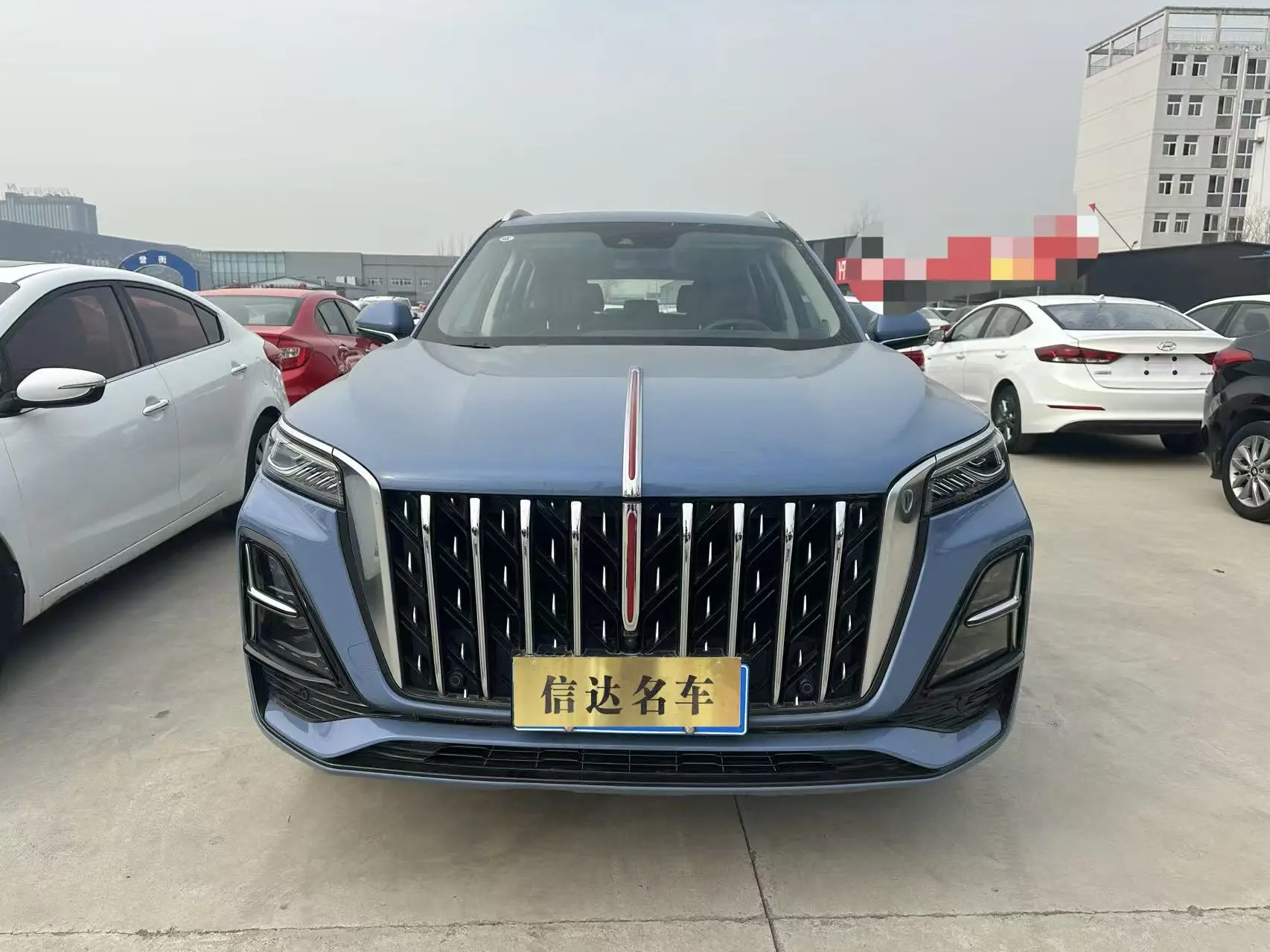 Hongqi HS5  из Китая