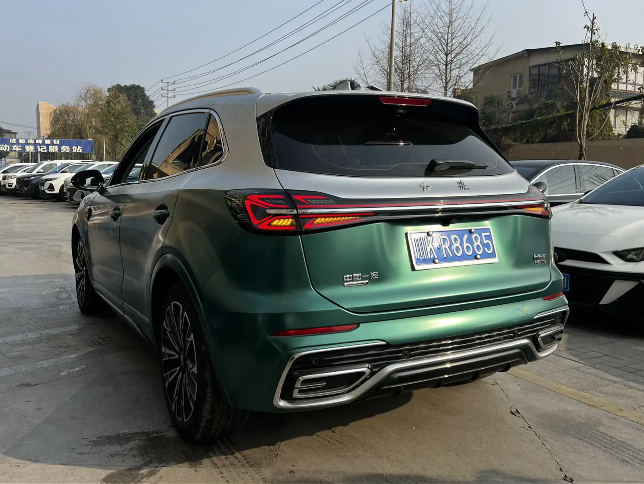 Hongqi HS5  из Китая