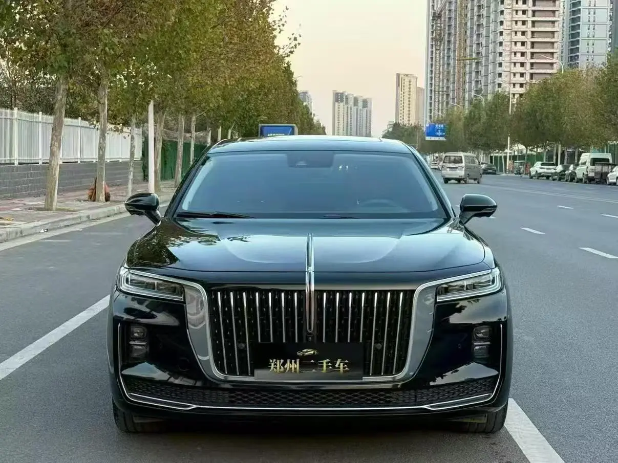 Hongqi H9  из Китая