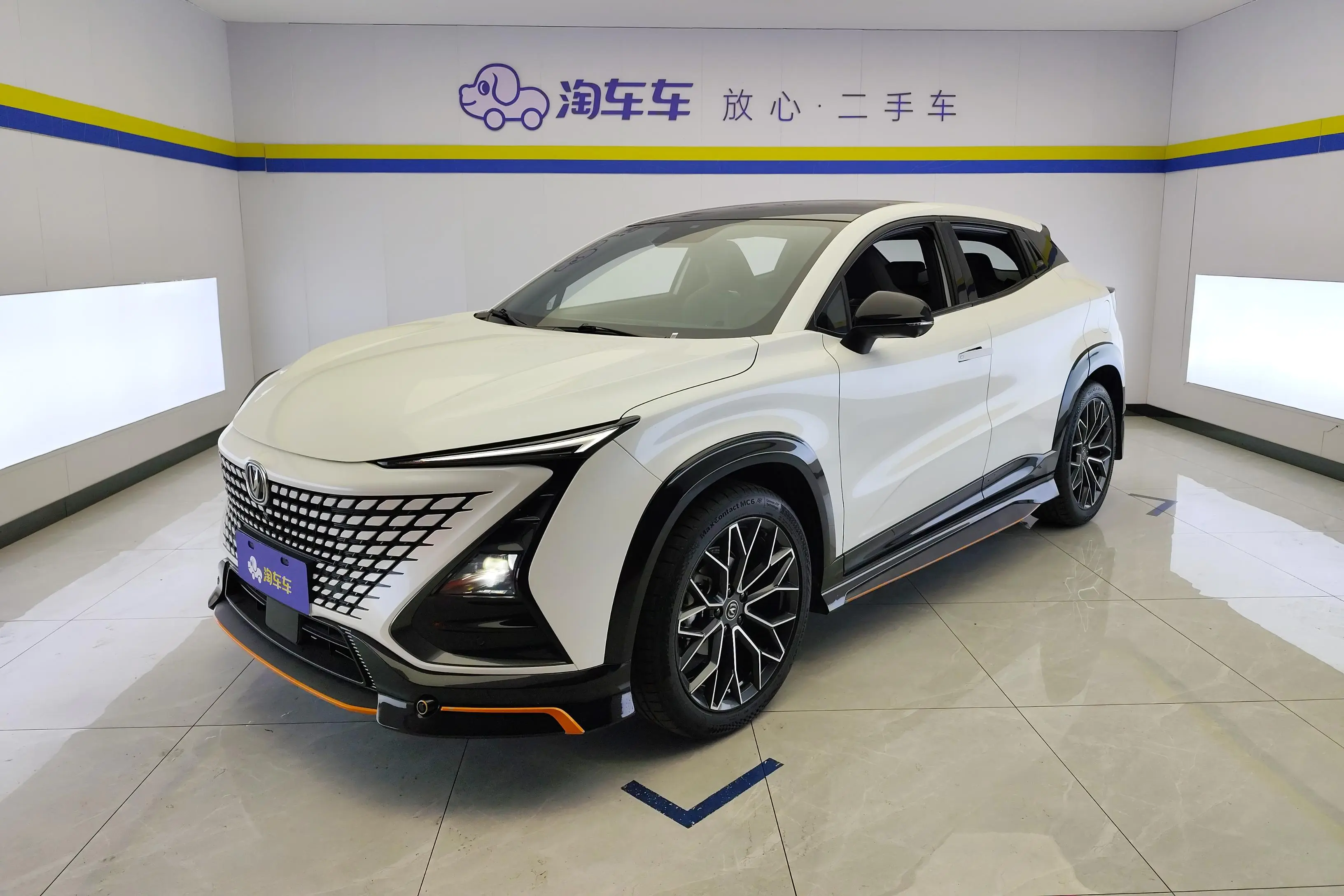 Changan UNI-T  из Китая