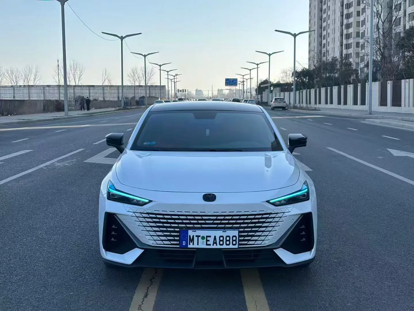 Changan UNI-V  из Китая