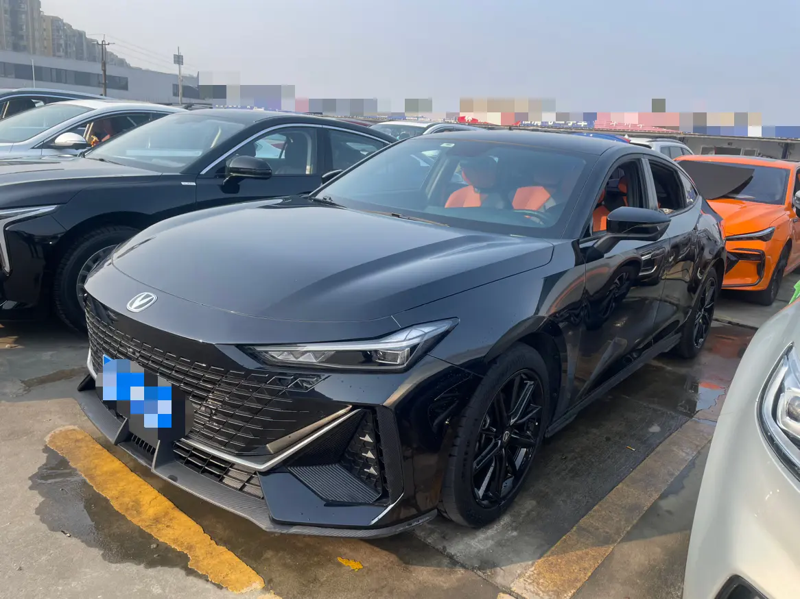 Changan UNI-V  из Китая