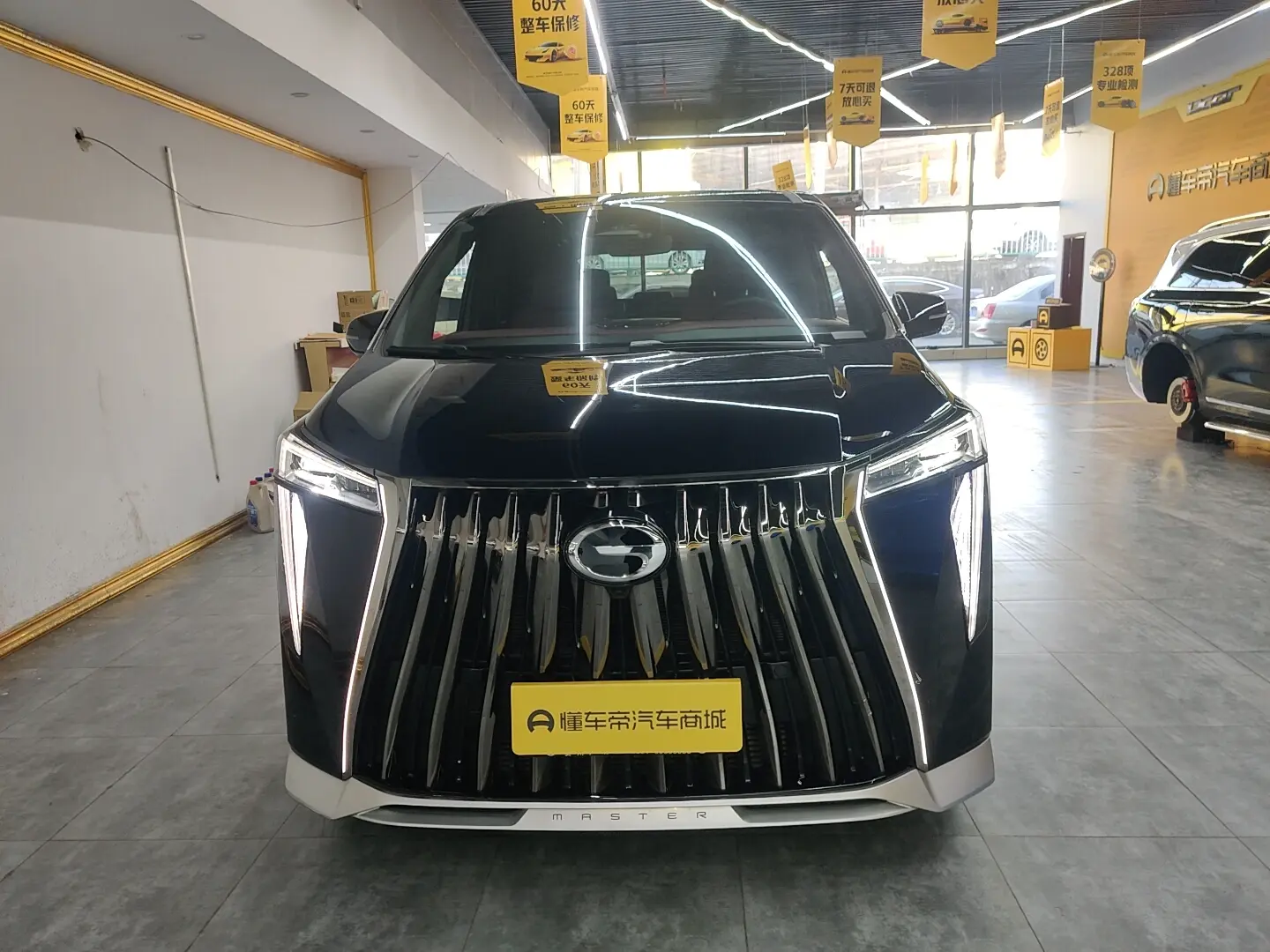 GAC Trumpchi M8  из Китая