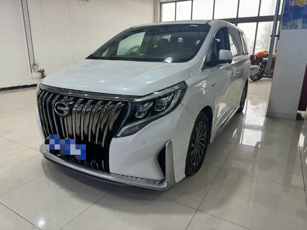GAC Trumpchi M8  из Китая