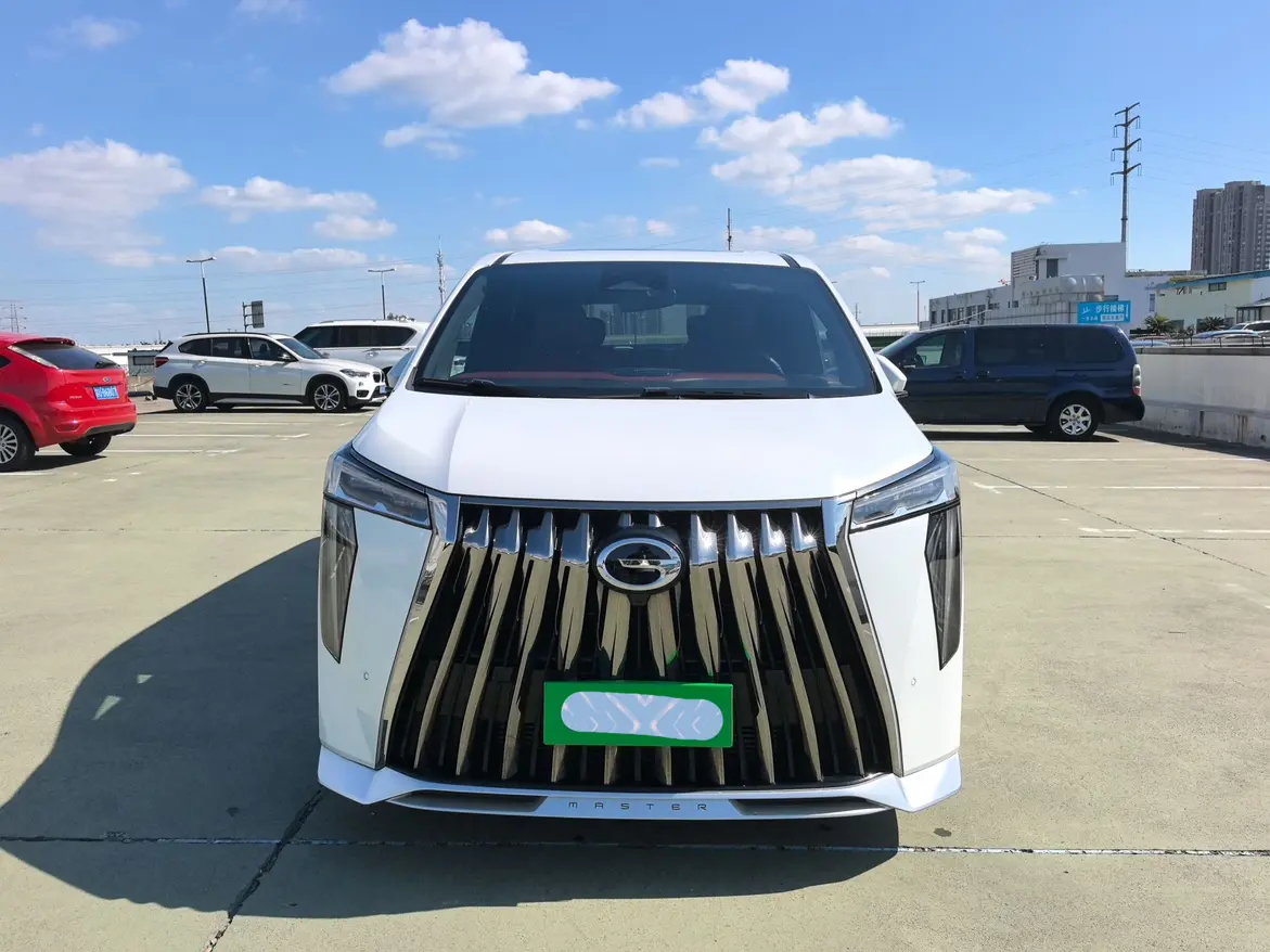 GAC Trumpchi M8  из Китая