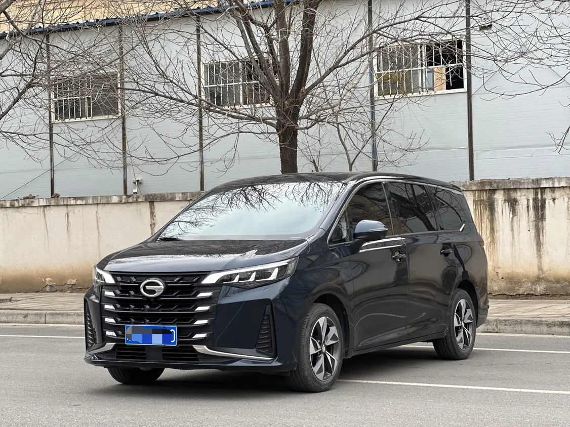 GAC Trumpchi M6  из Китая