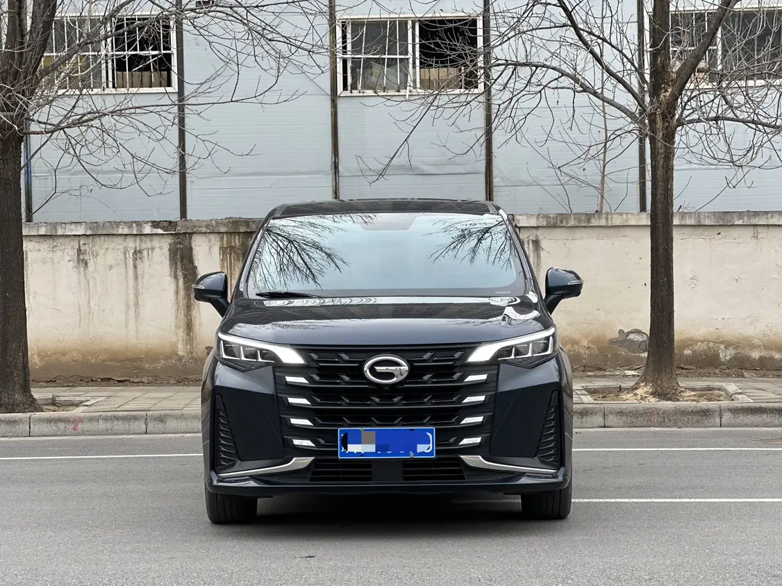 GAC Trumpchi M6  из Китая