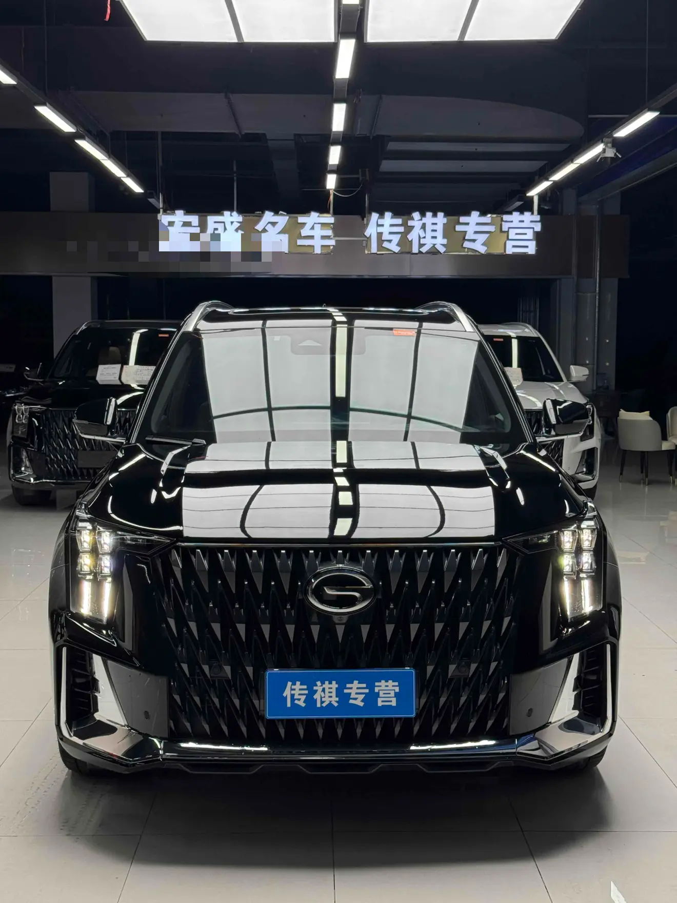 GAC Trumpchi GS8  из Китая