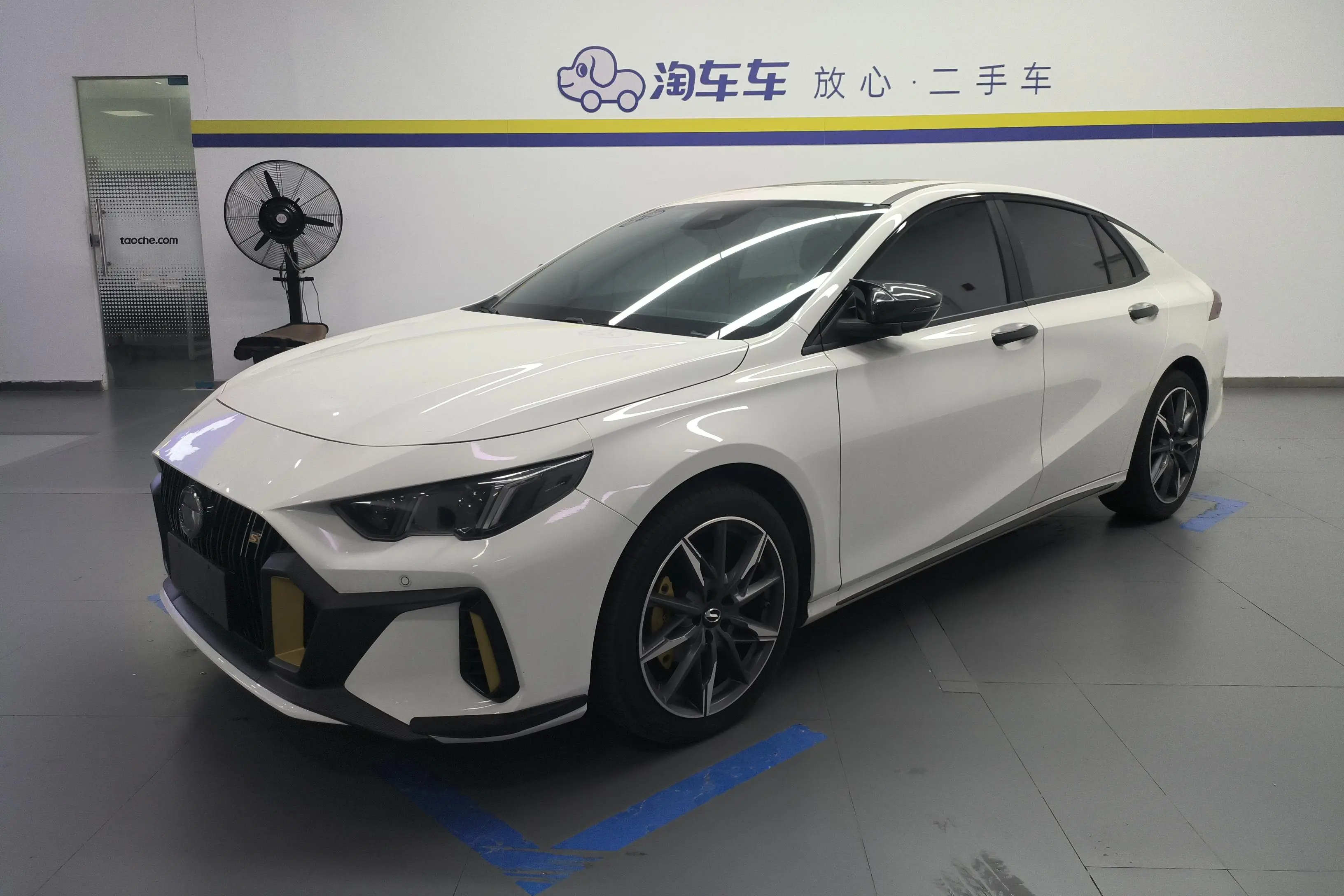 GAC Shadow Leopard  из Китая