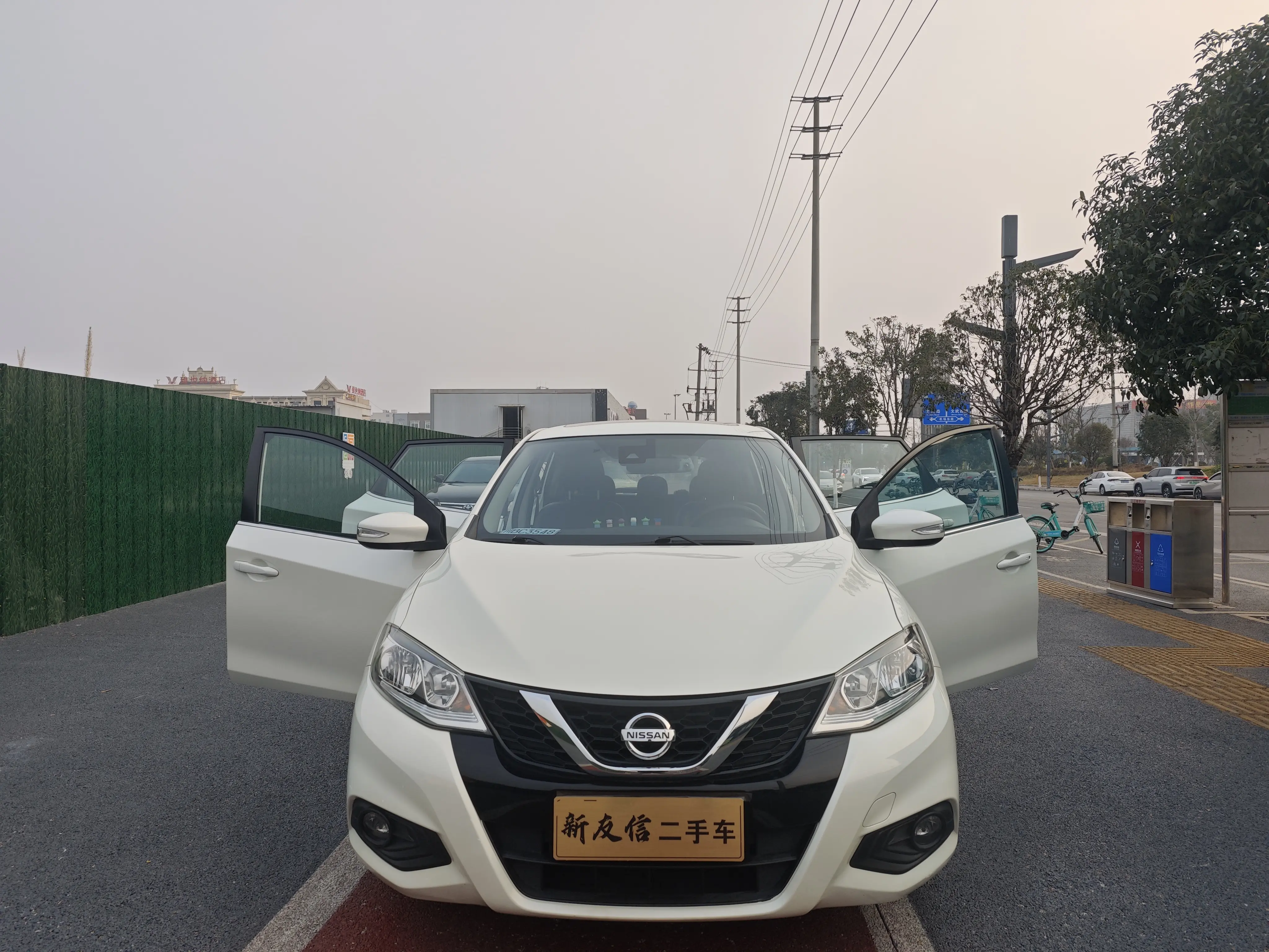 Nissan Tiida  из Китая