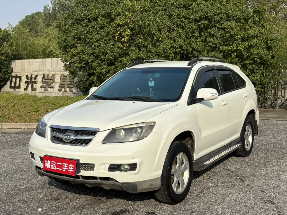 BYD S6  из Китая