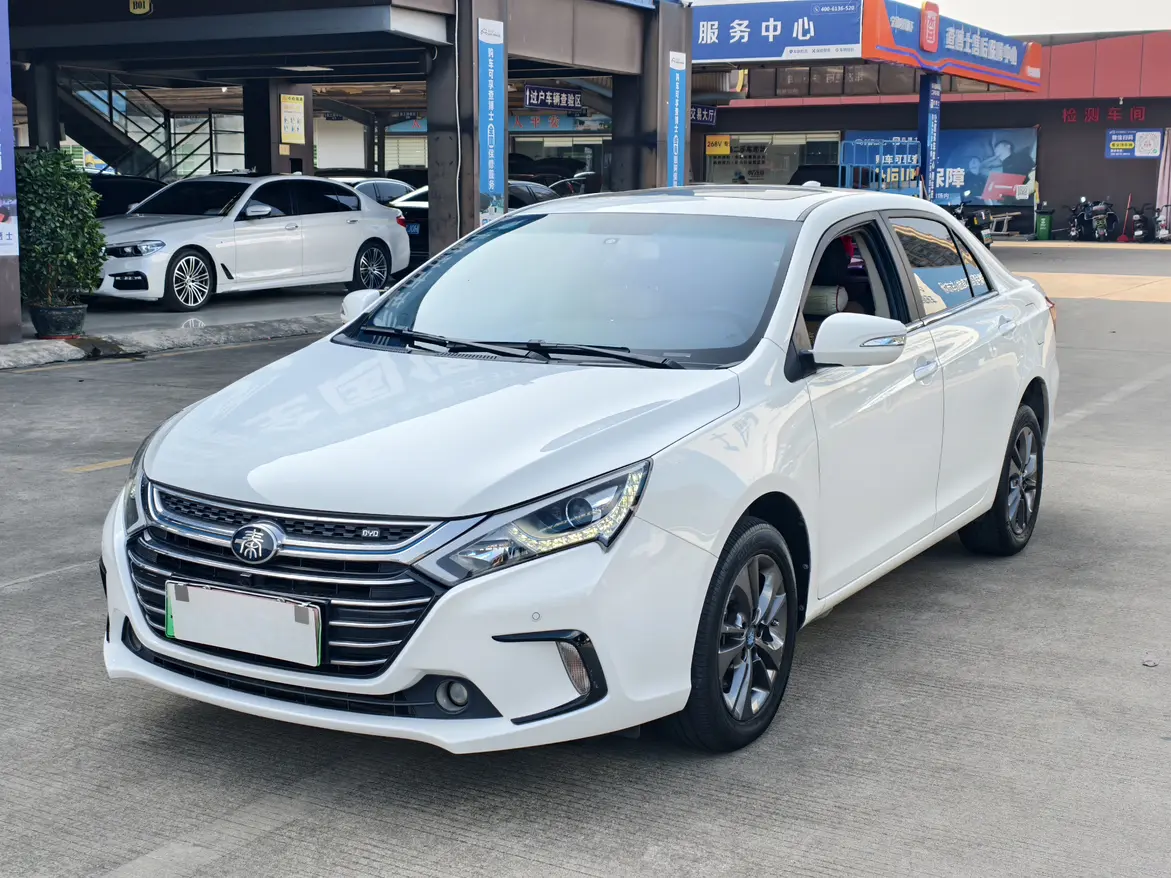 BYD Qin DM  из Китая