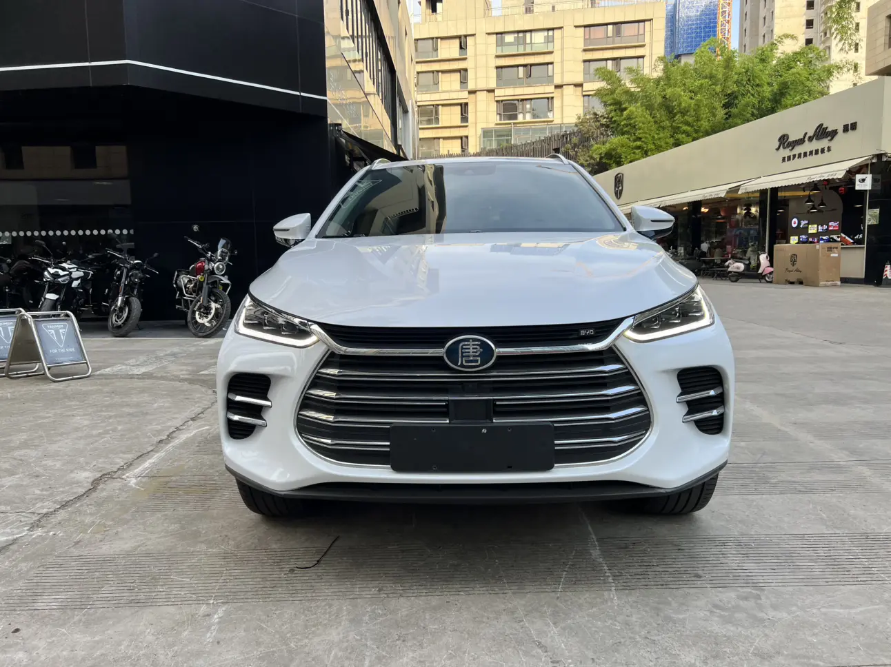 BYD Tang DM  из Китая
