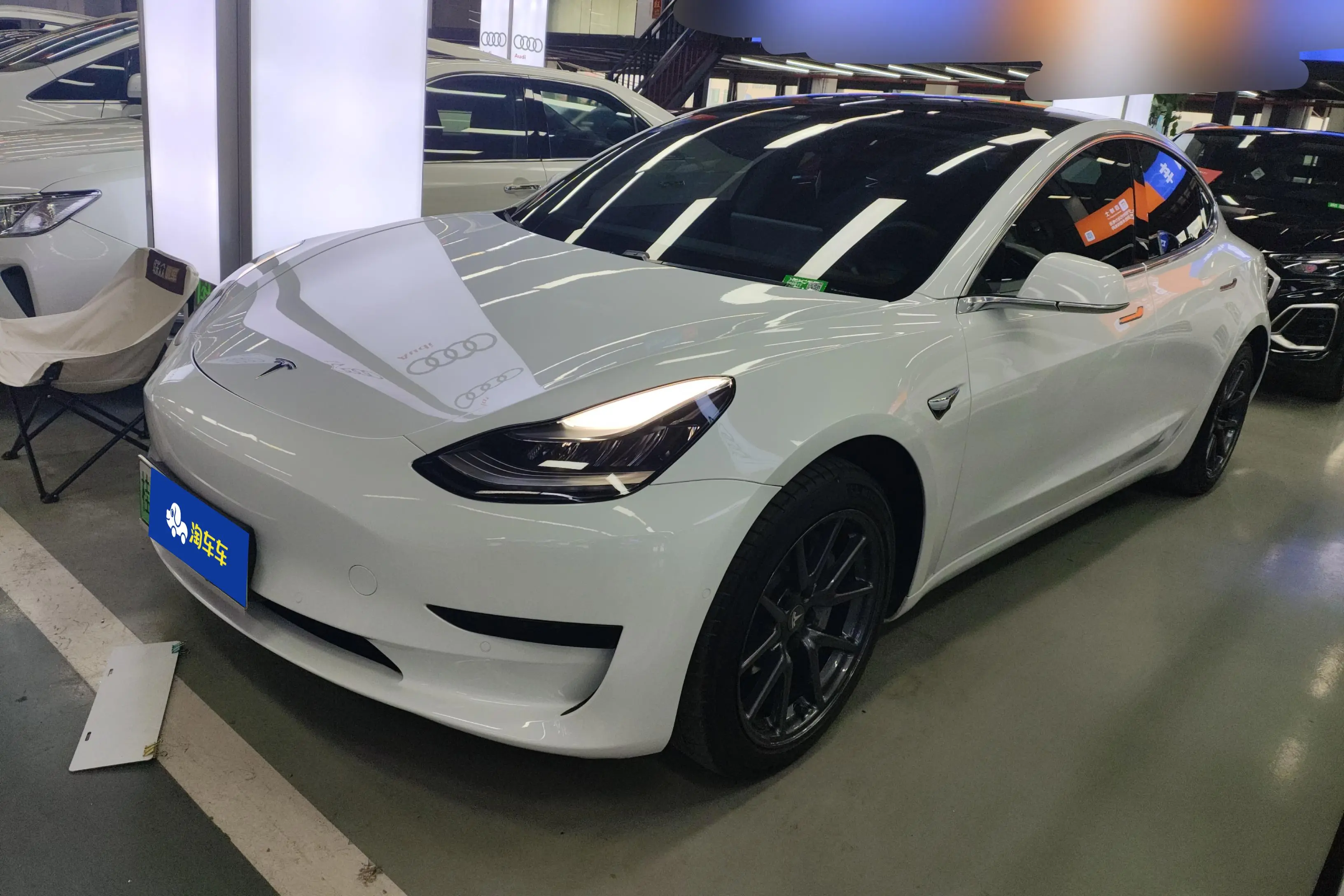 Tesla Model 3  из Китая