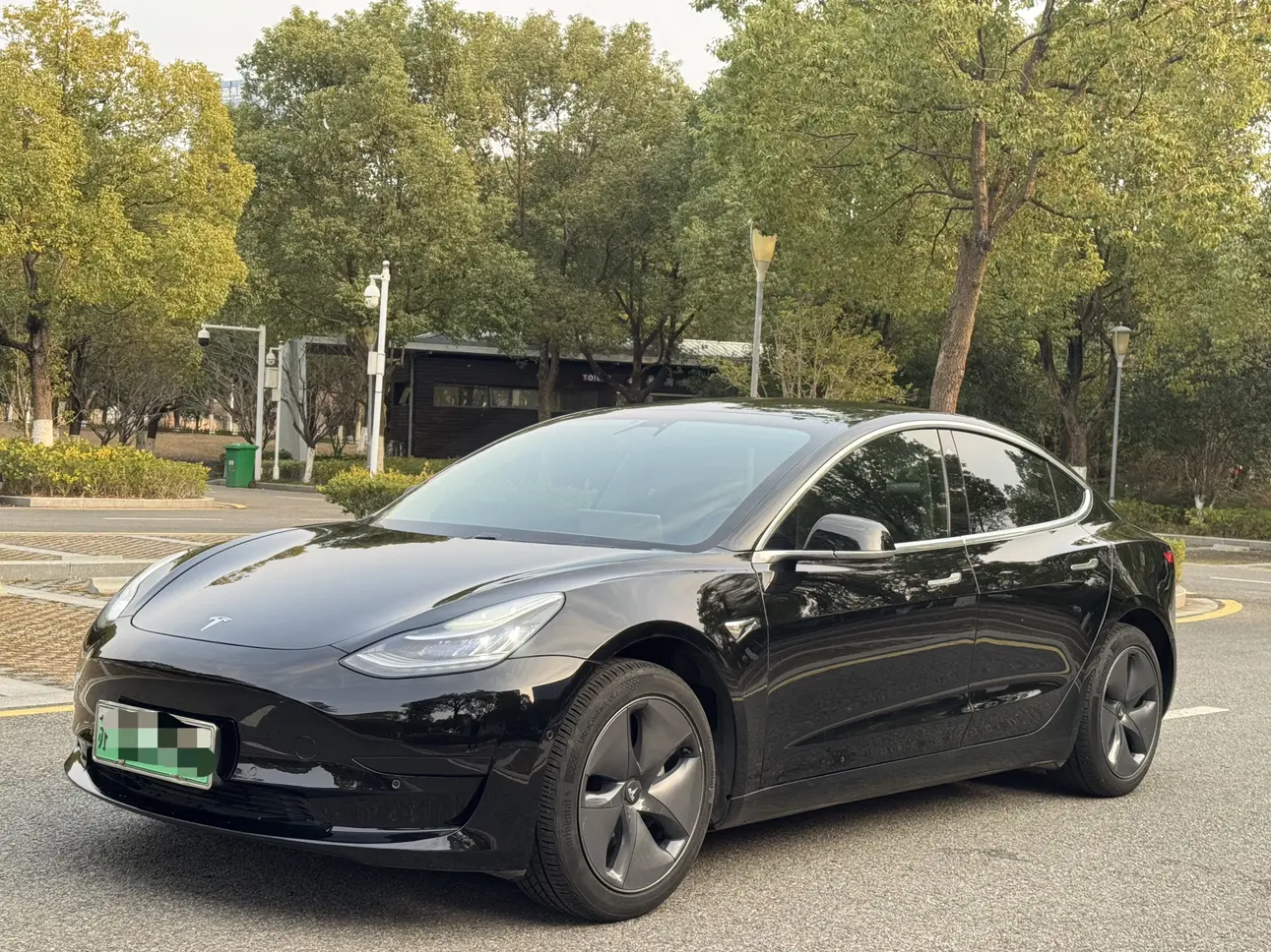 Tesla Model 3  из Китая