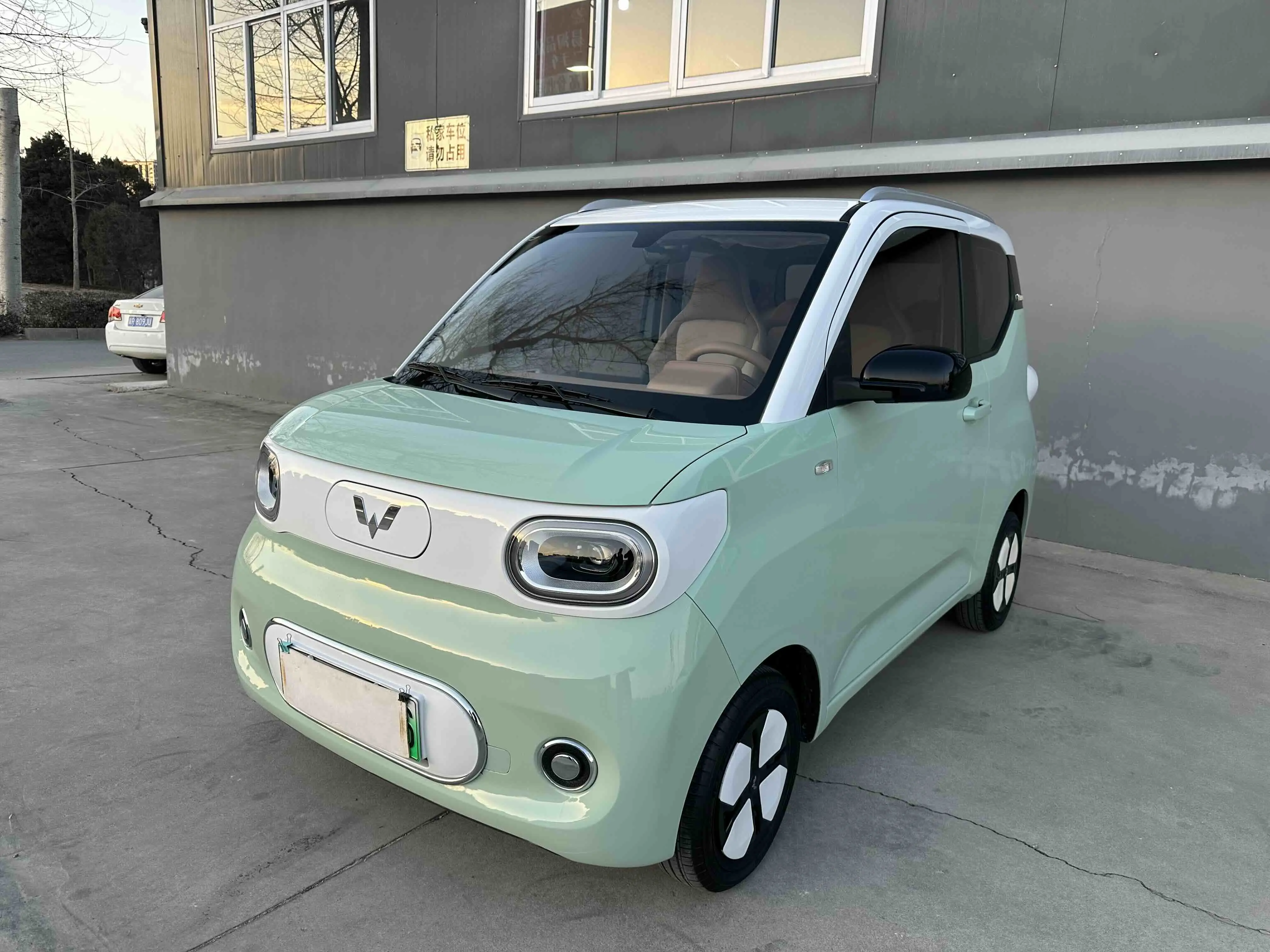 Wuling Hongguang MINIEV  из Китая