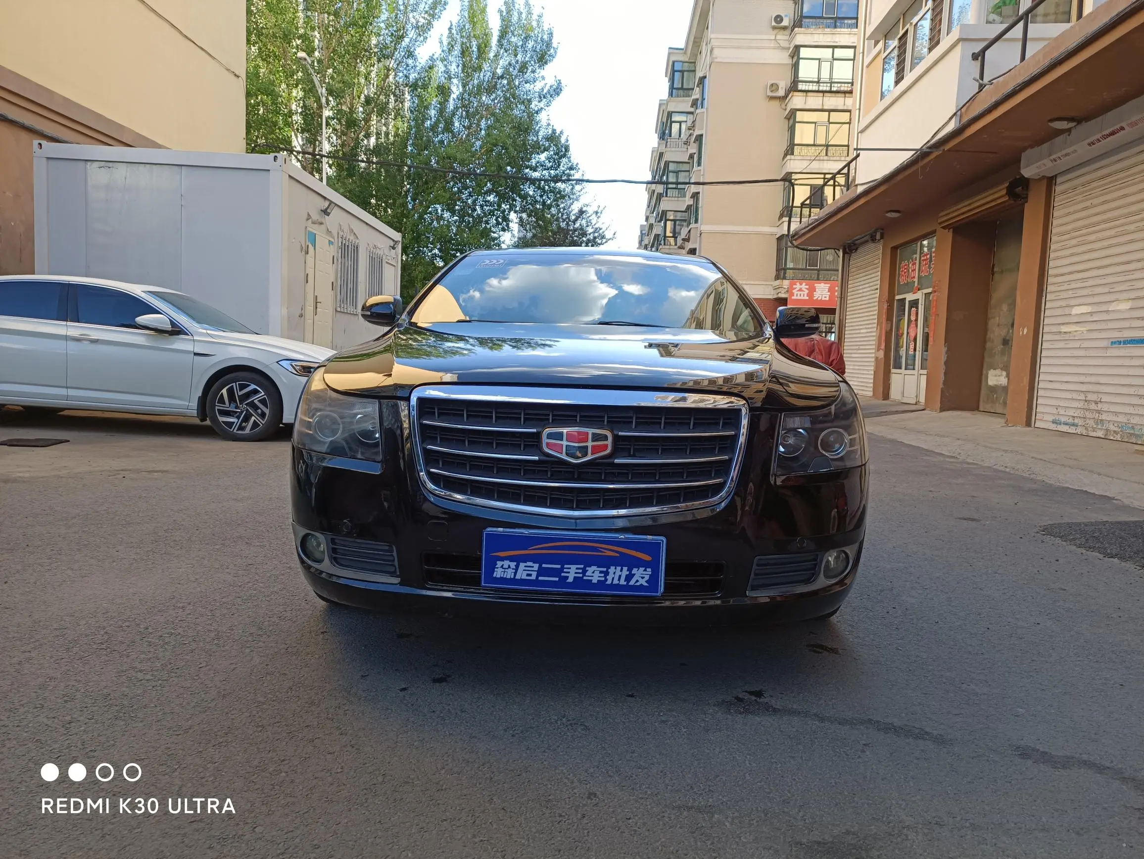 Geely EC8  из Китая