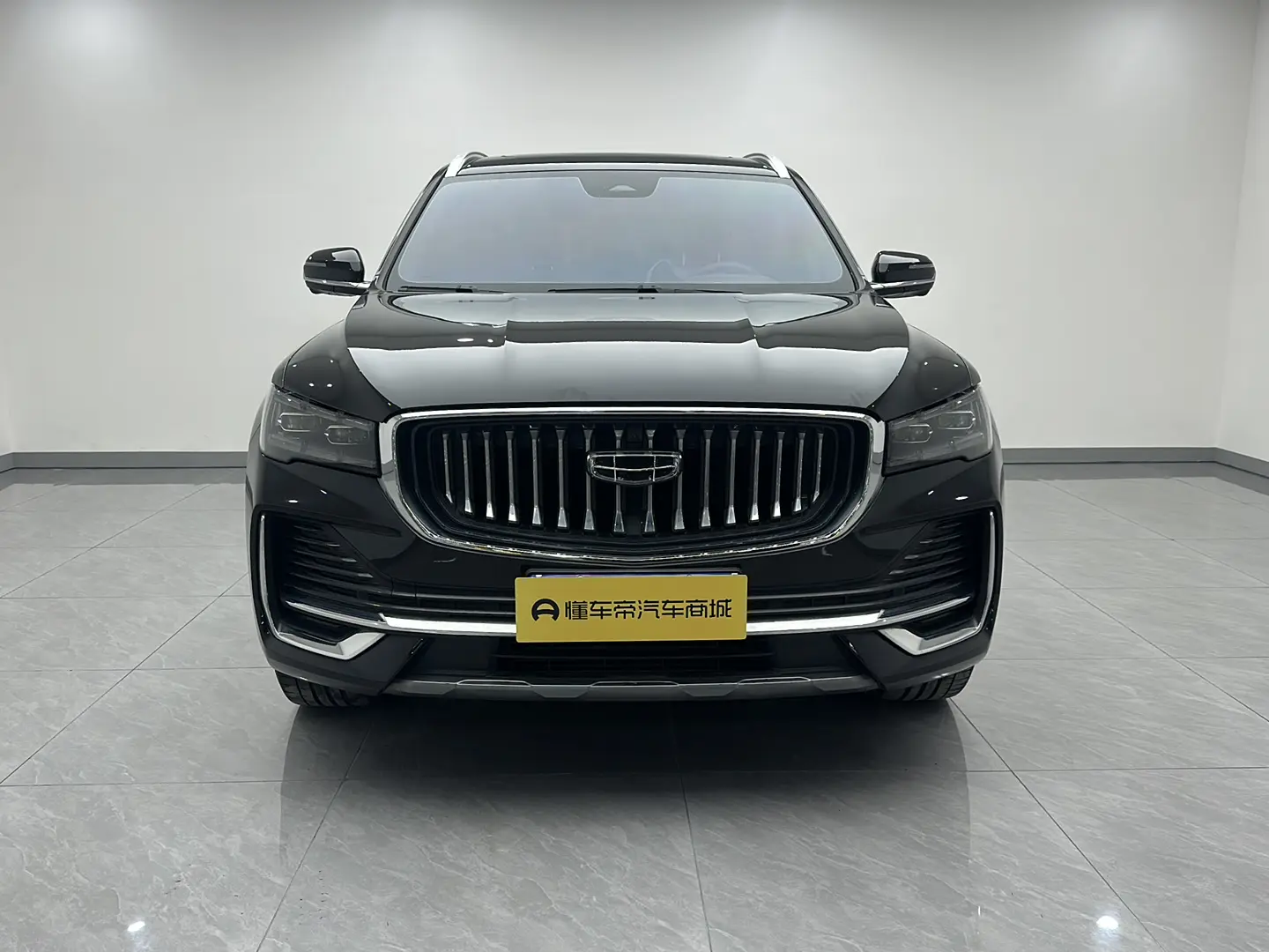 Geely Monjaro (Xingyue L)  из Китая